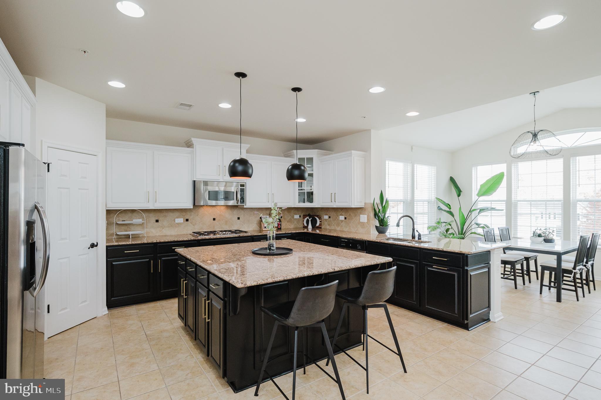 KELLY GLEN - Residential