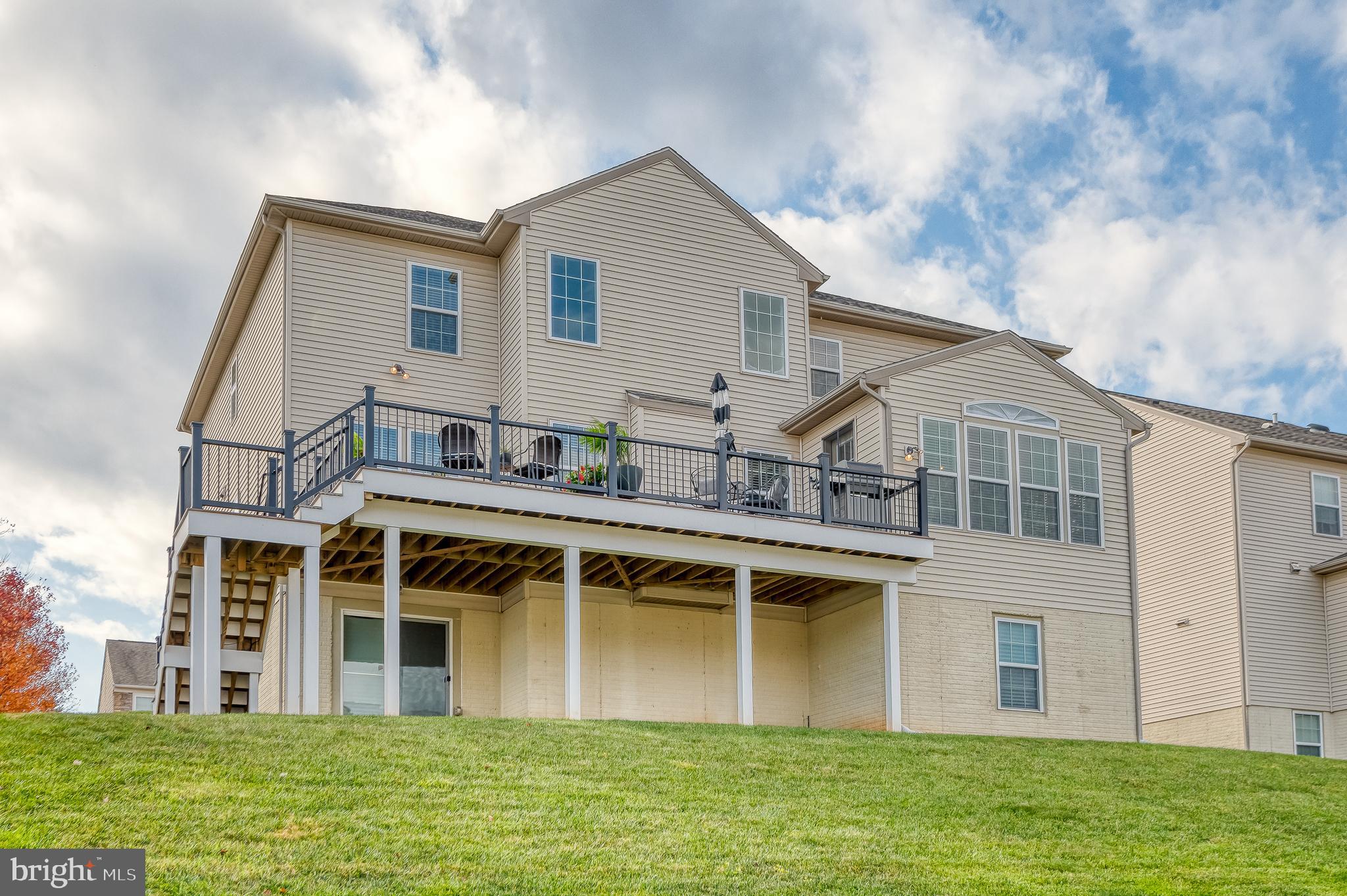 KELLY GLEN - Residential