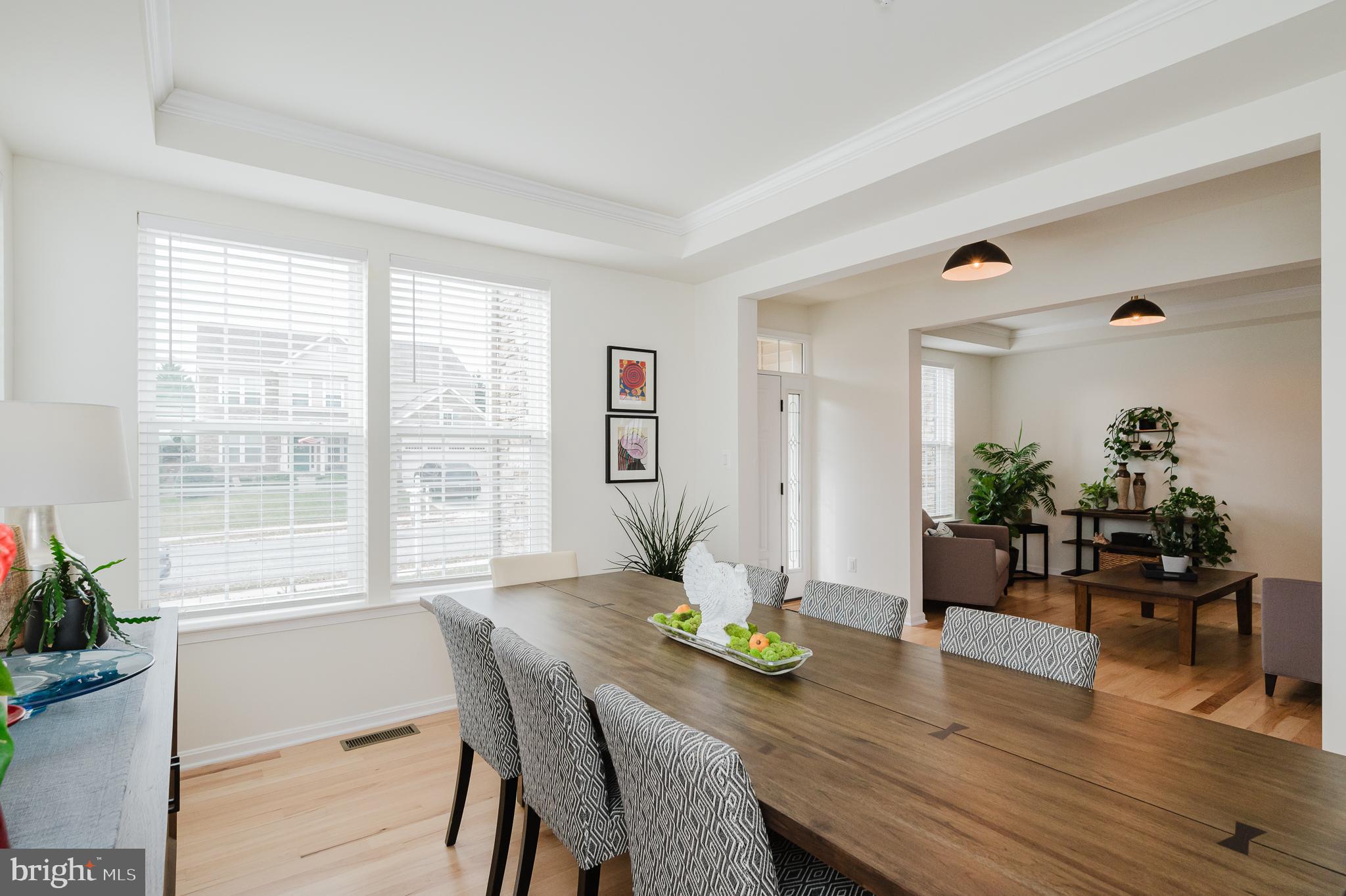 KELLY GLEN - Residential