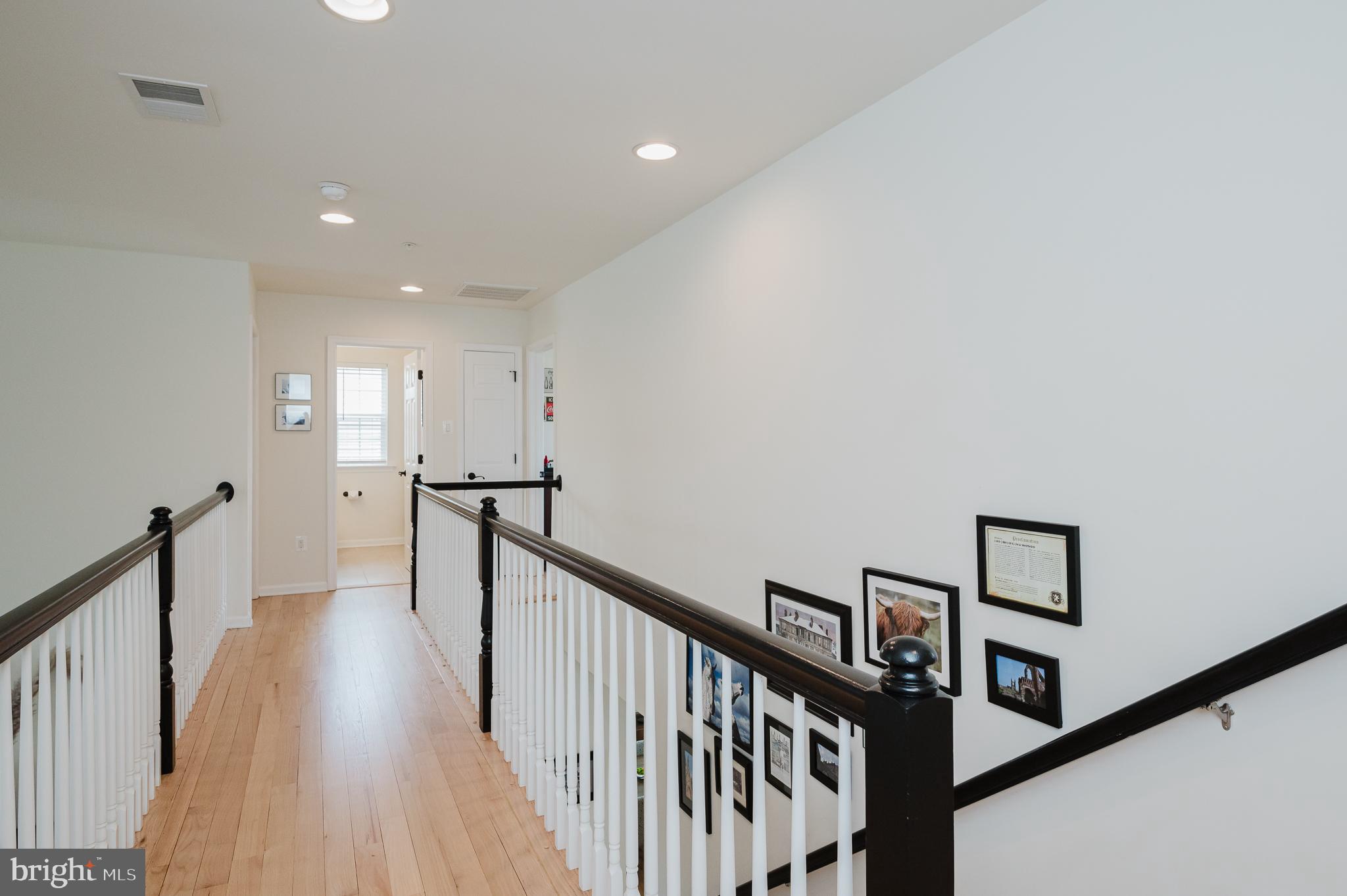 KELLY GLEN - Residential