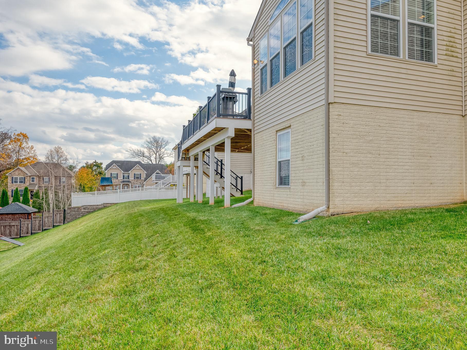 KELLY GLEN - Residential