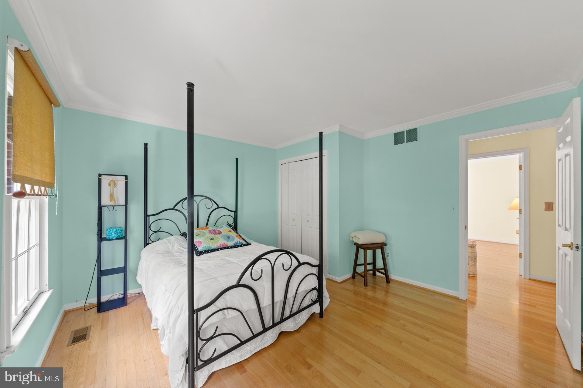 SHIPLEYS CHOICE - Residential