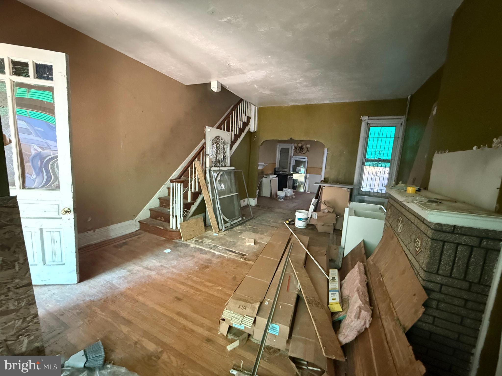 2135 N VAN PELT STREET