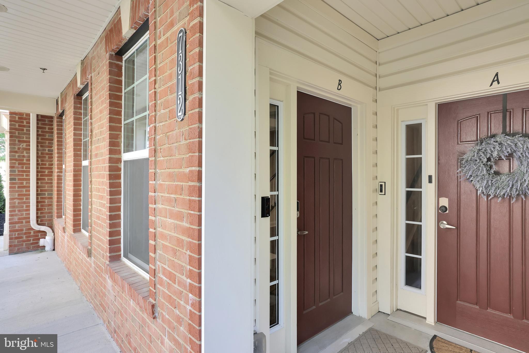 OXFORD SQUARE - Residential