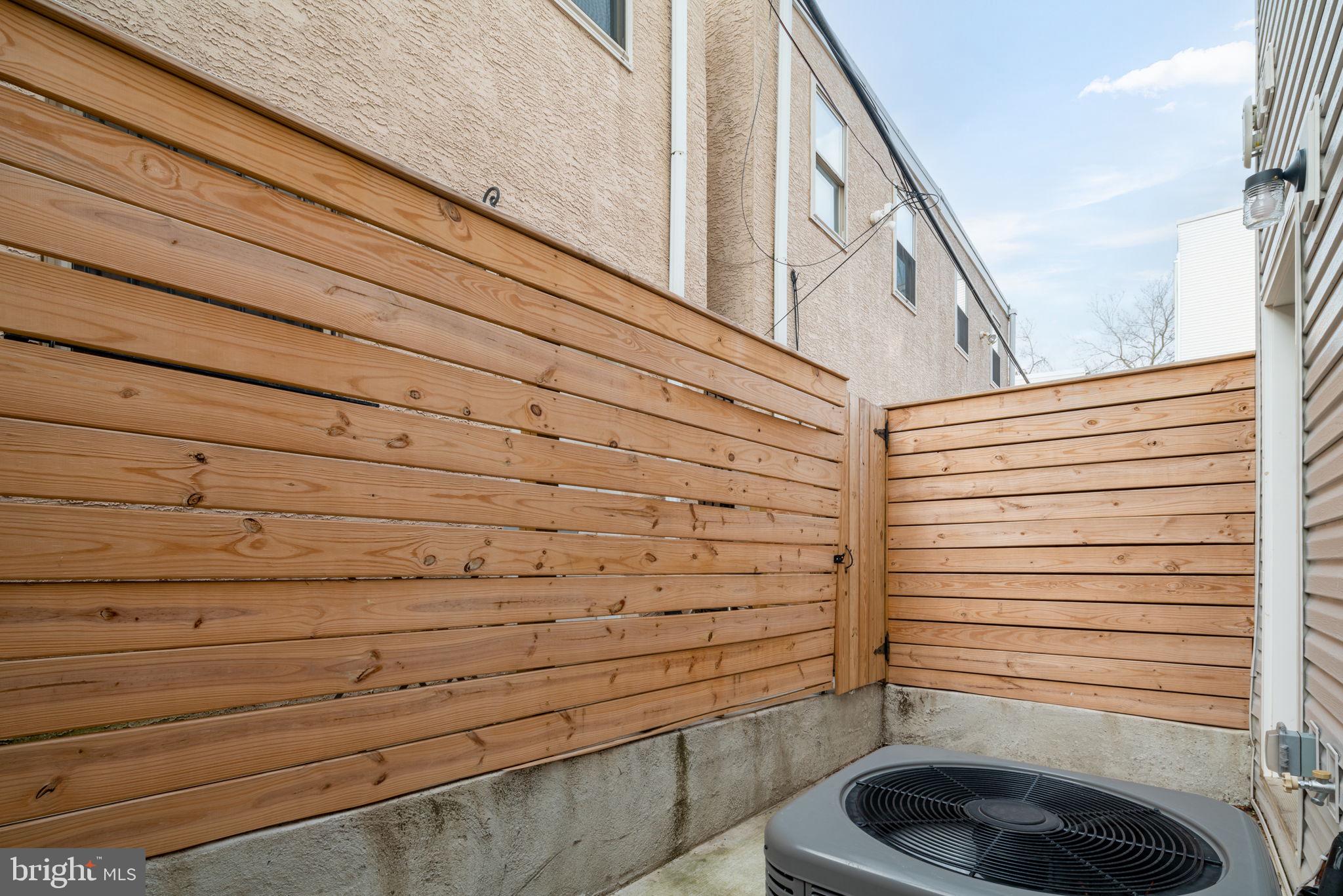 GRADUATE HOSPITAL - Residential Lease