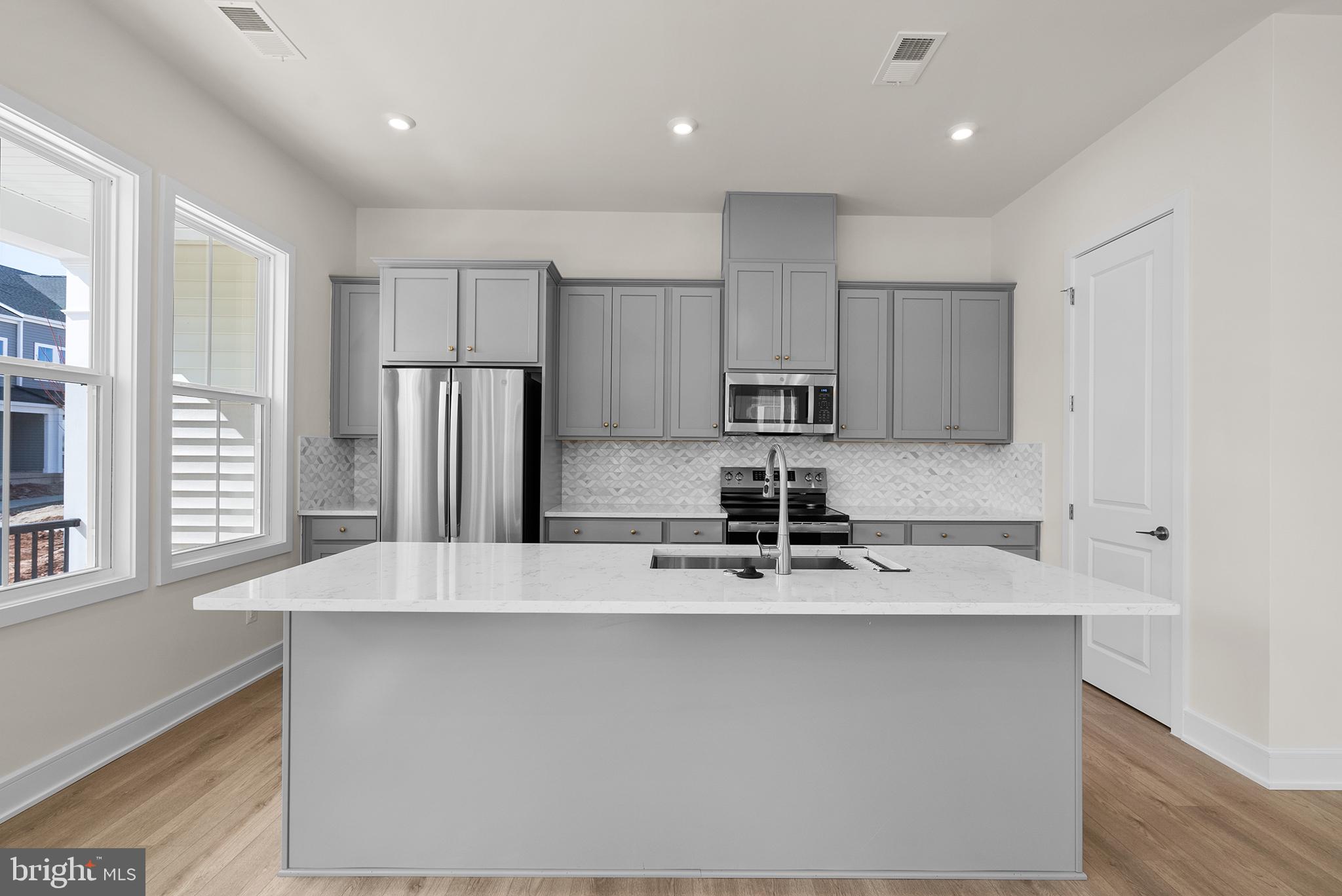 41913 HOGAN FOREST TERRACE