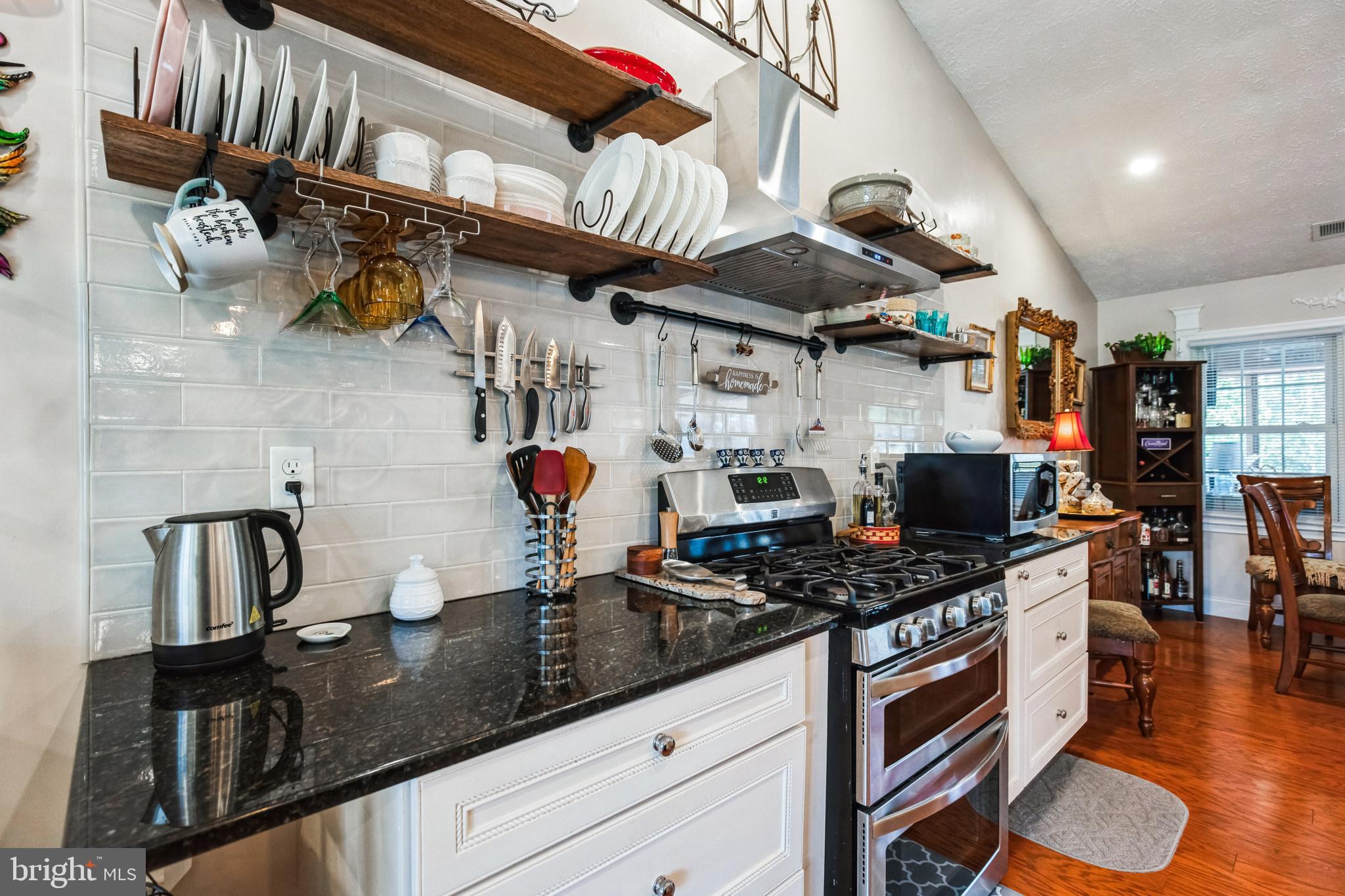 SENTRY WOODS/HUNTINGTON - Residential