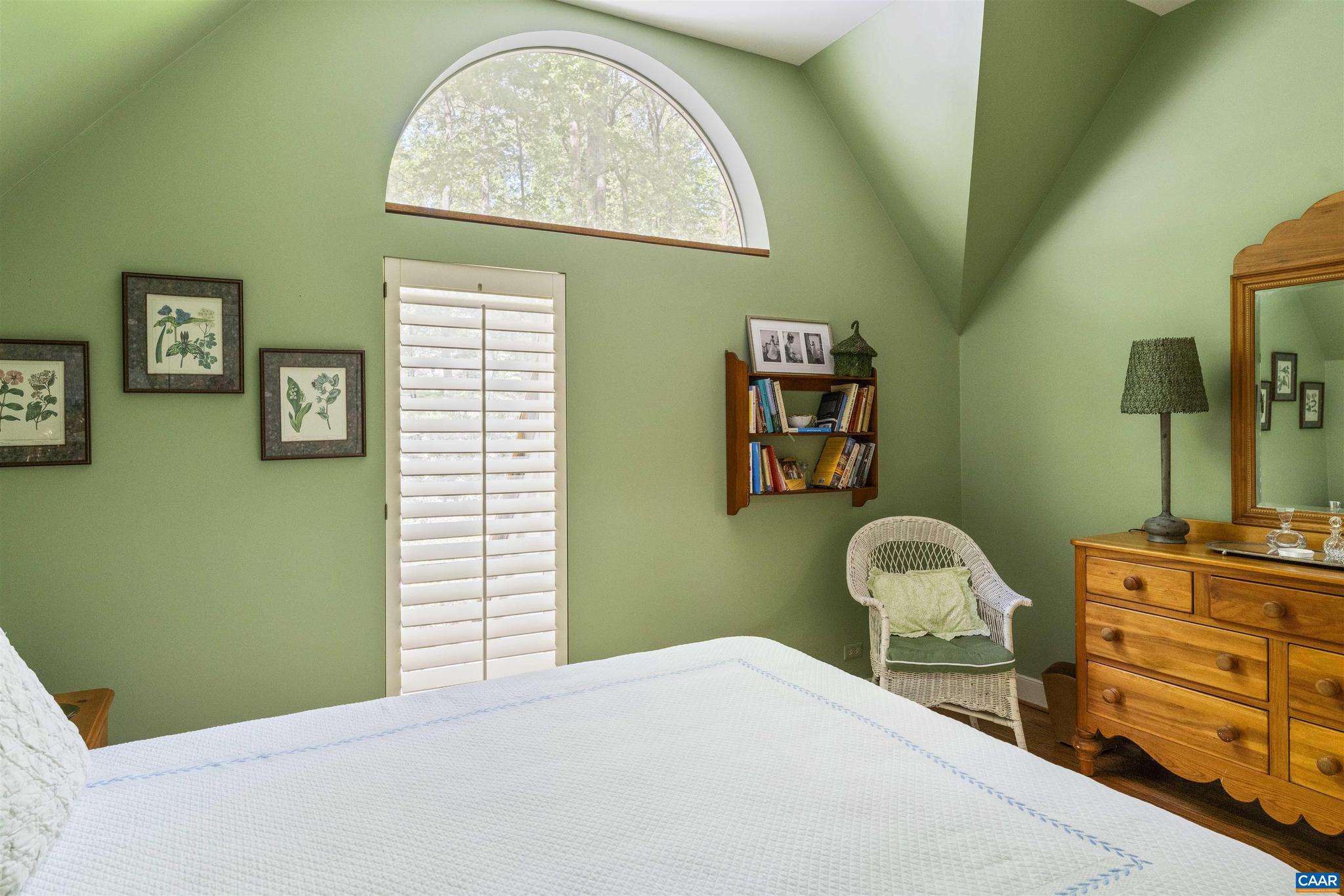 EDNAM FOREST - Residential