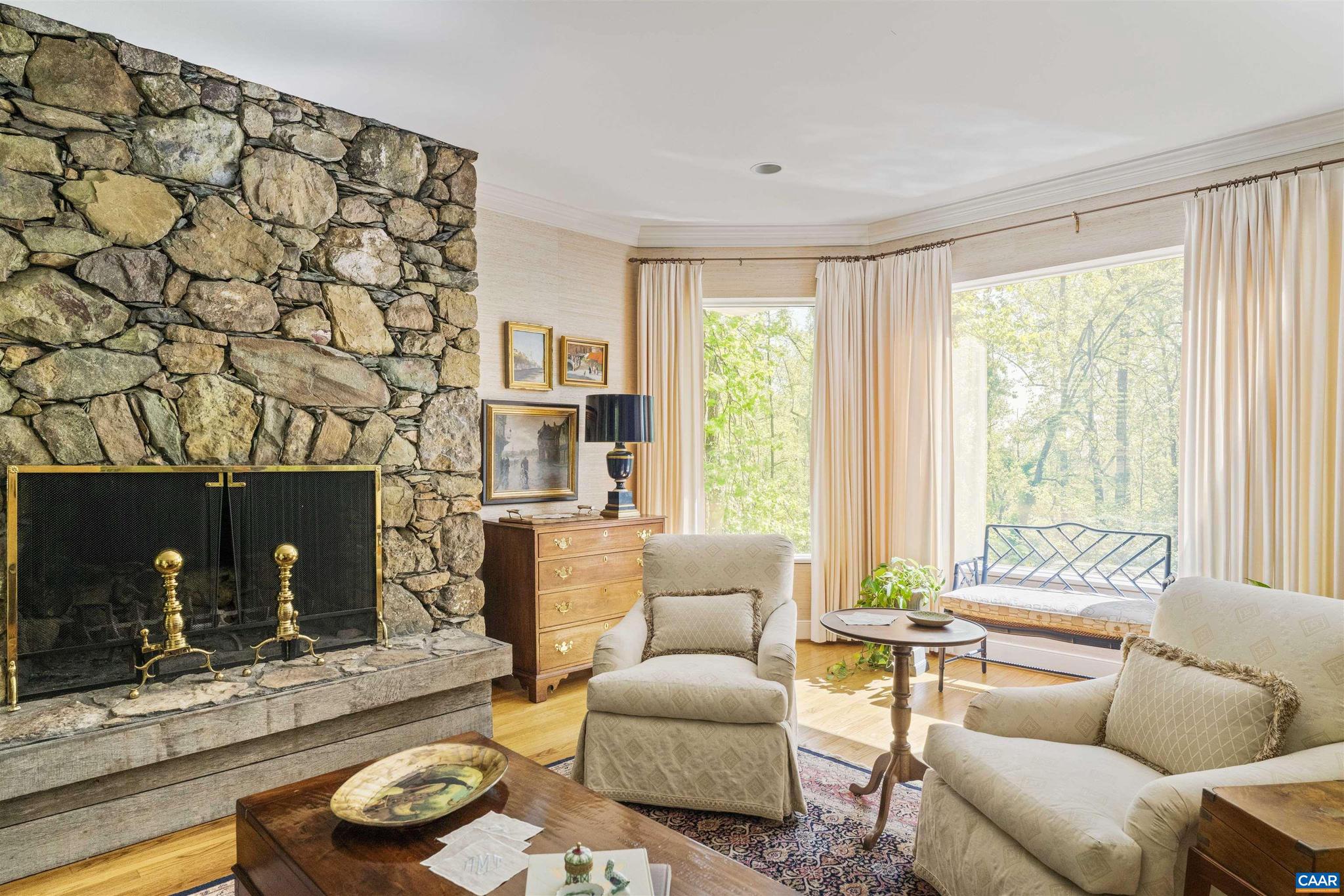 EDNAM FOREST - Residential