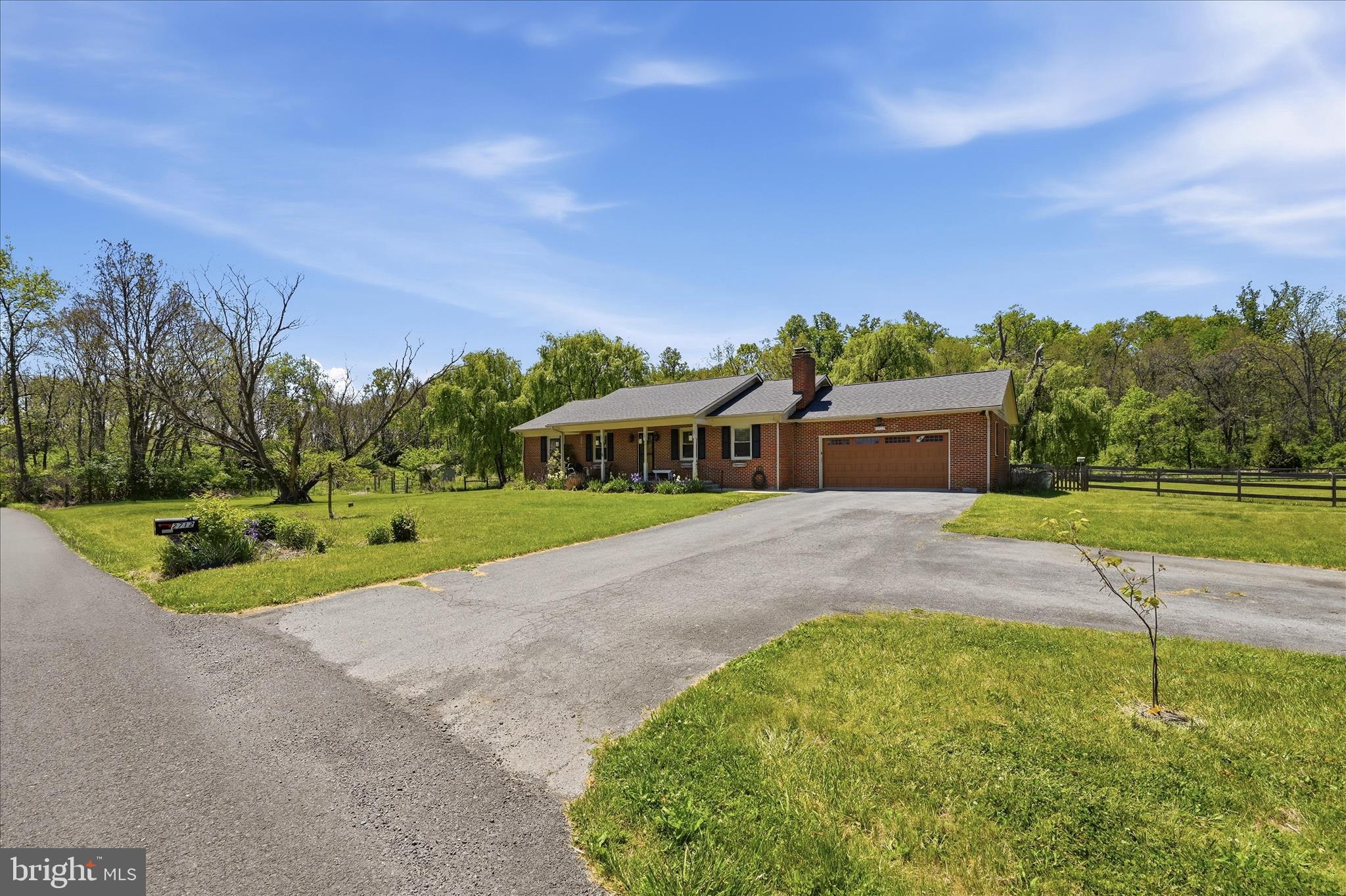 2712 GOLDMILLER ROAD