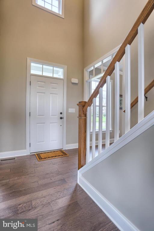COUNTRY MEADOWS - Residential