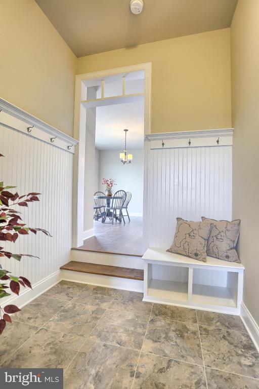 COUNTRY MEADOWS - Residential