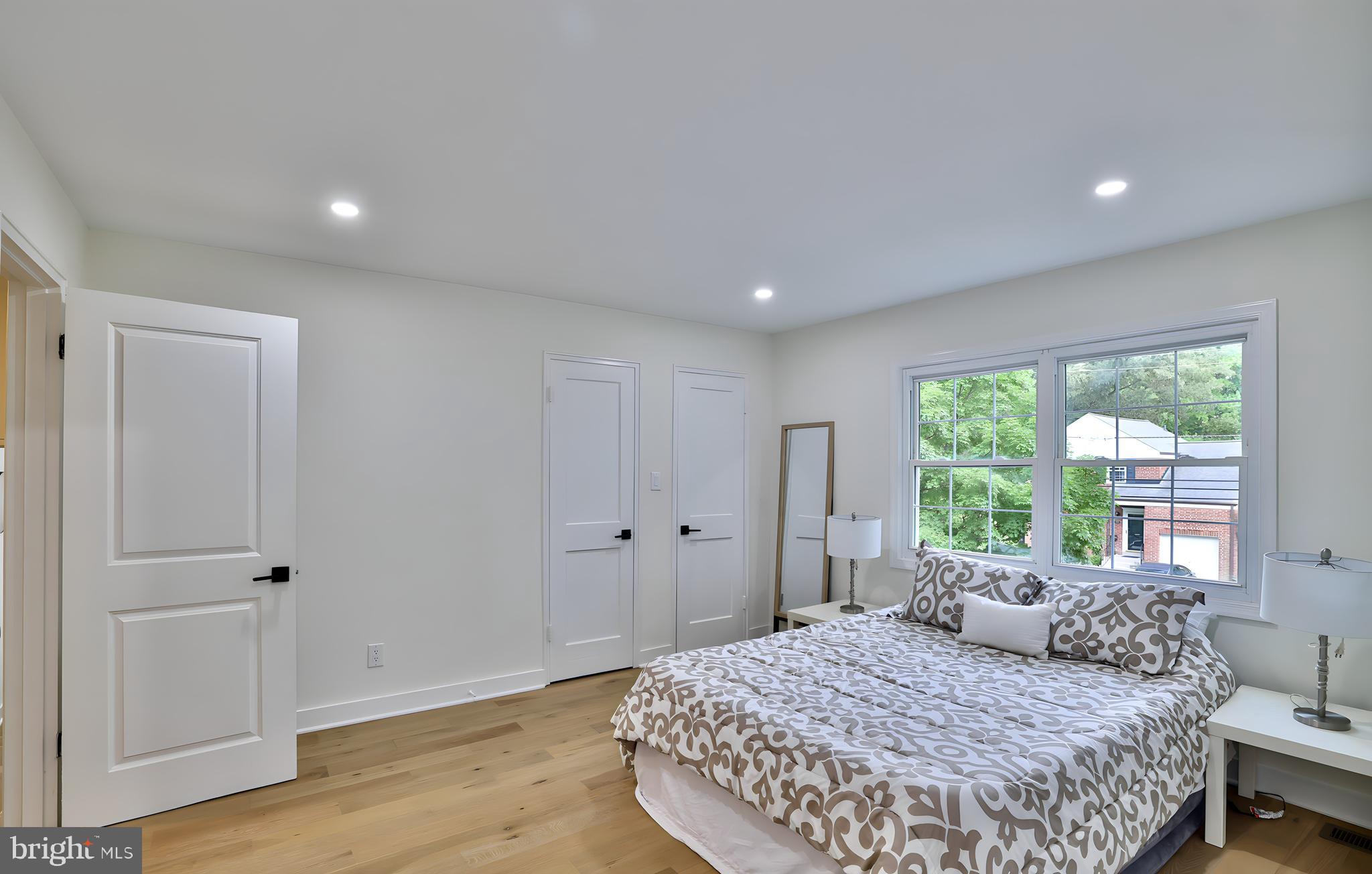 UNIVERSITY PARK - Residential