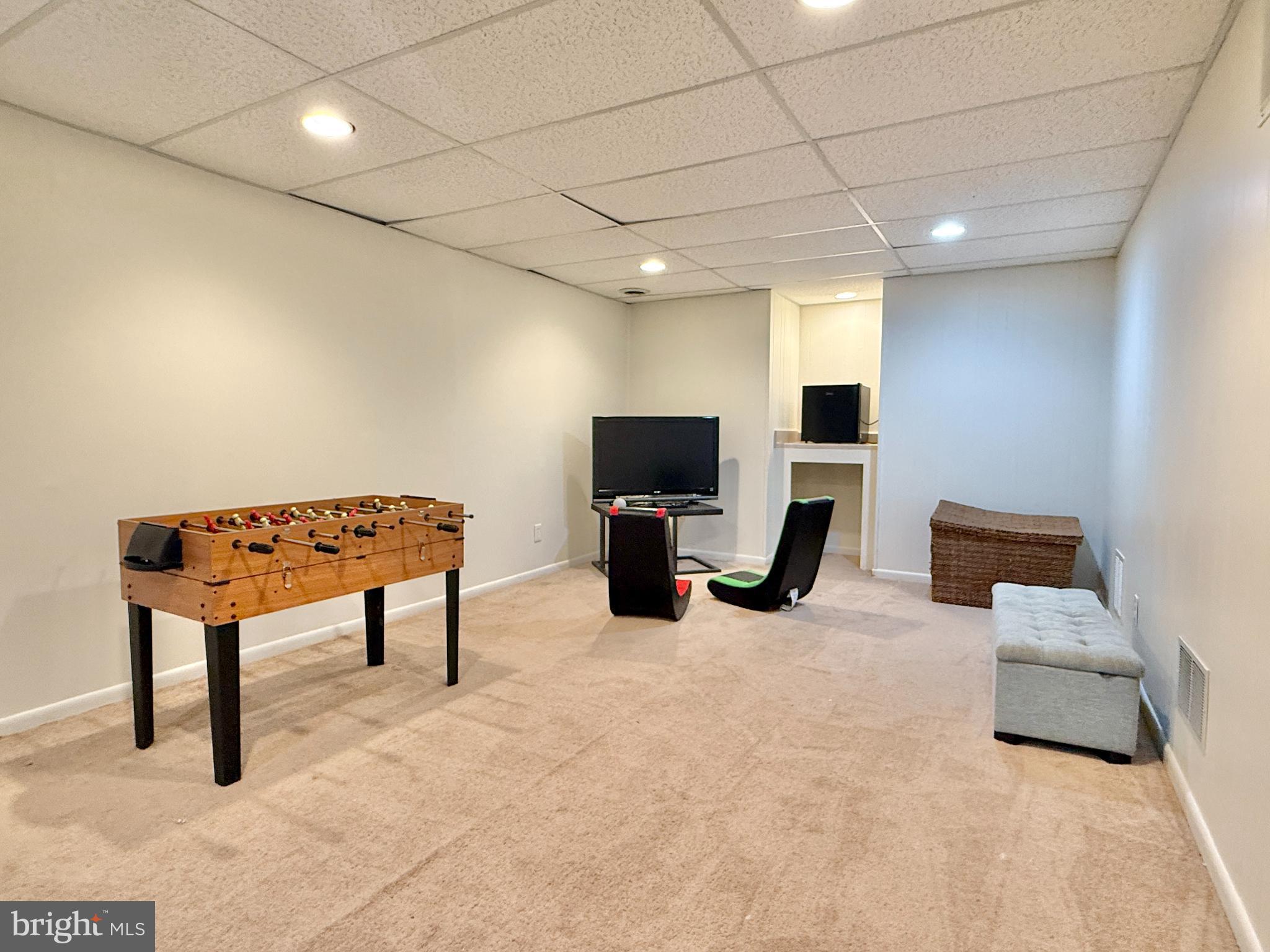 THE POINTS - Residential