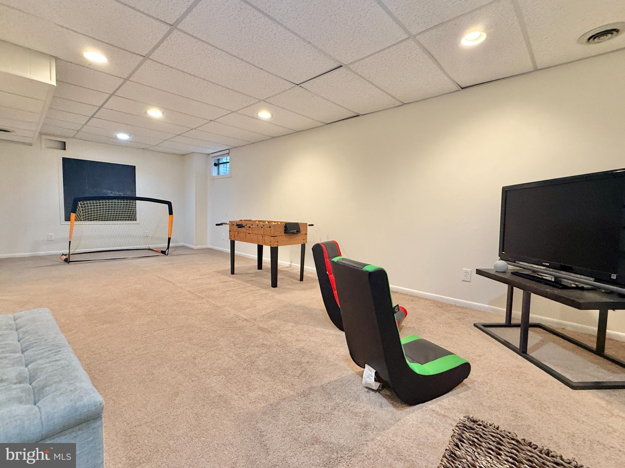 THE POINTS - Residential