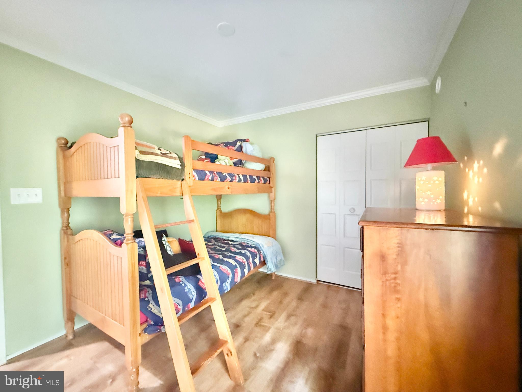 THE POINTS - Residential