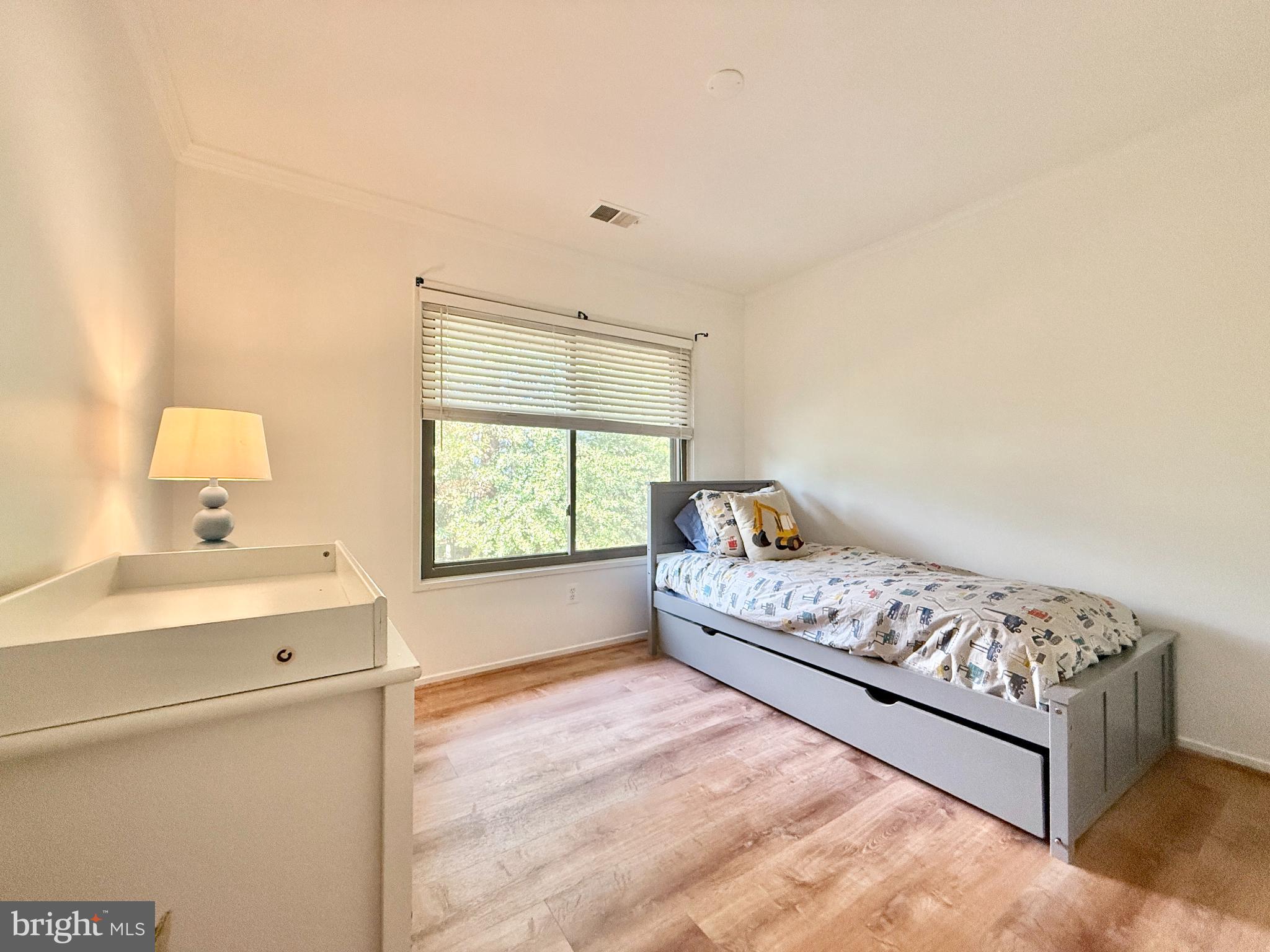 THE POINTS - Residential