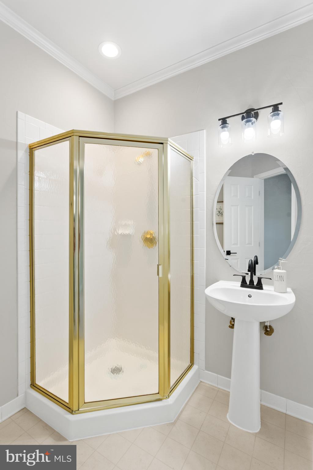 CONFEDERATE RIDGE - Residential