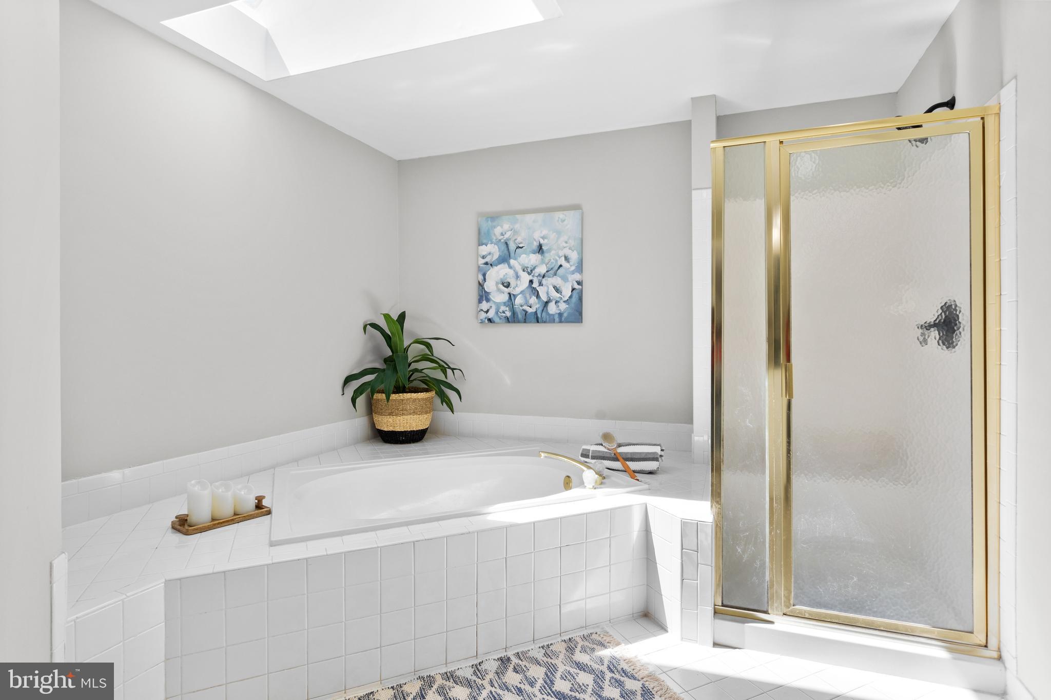 CONFEDERATE RIDGE - Residential