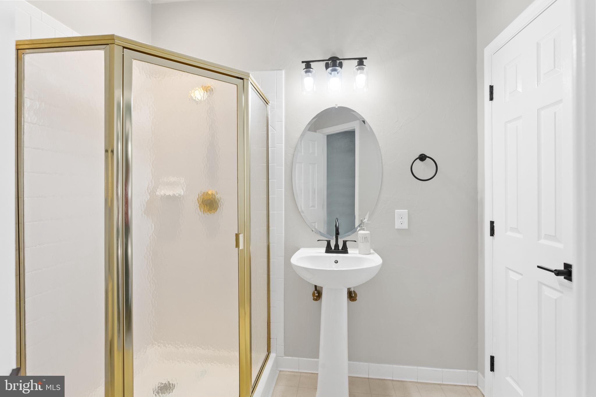 CONFEDERATE RIDGE - Residential