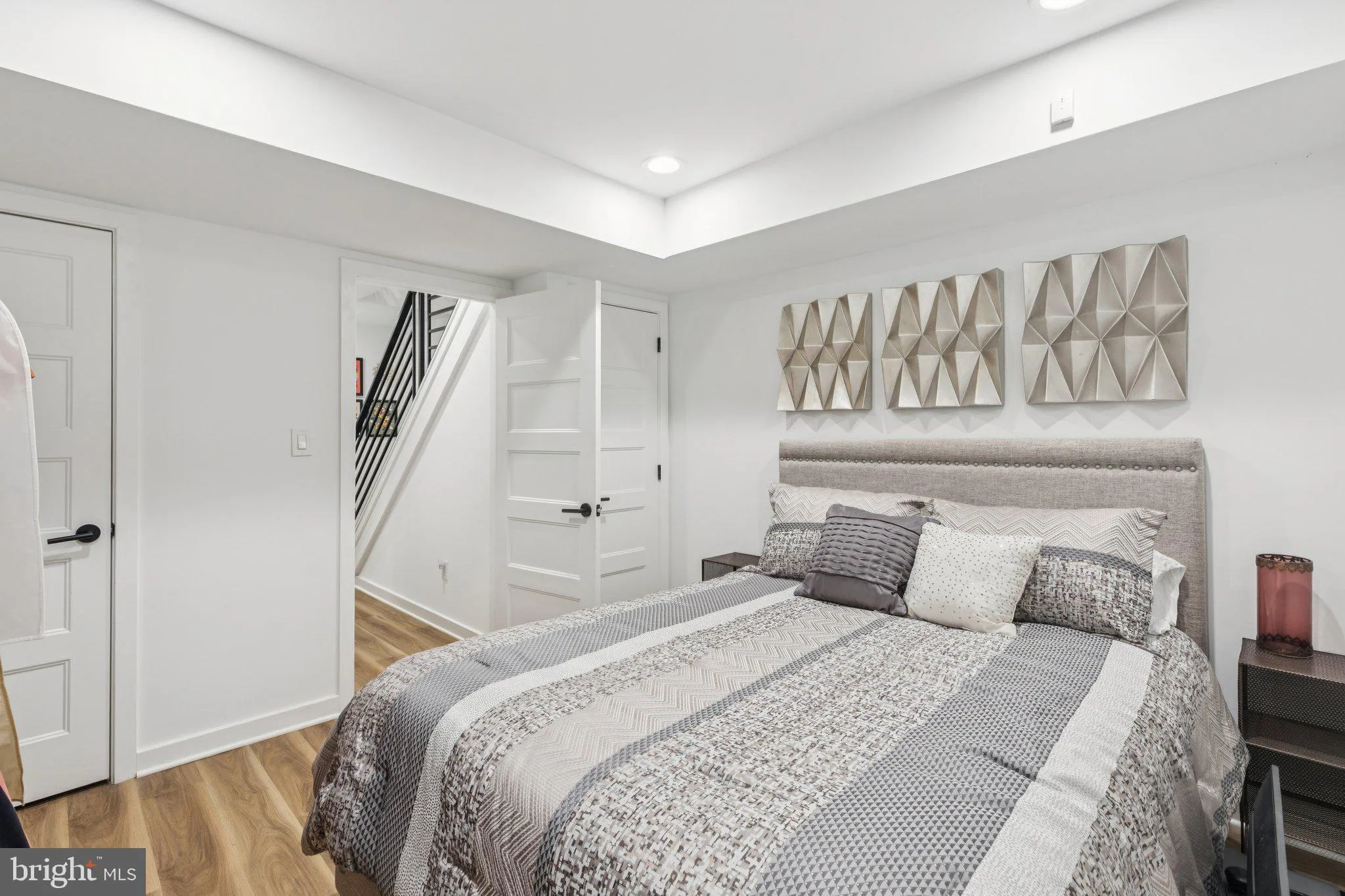 Philadelphia, Pennsylvania 19146, United States, 4 Bedrooms Bedrooms, ,3 BathroomsBathrooms,Residential,Active,224234