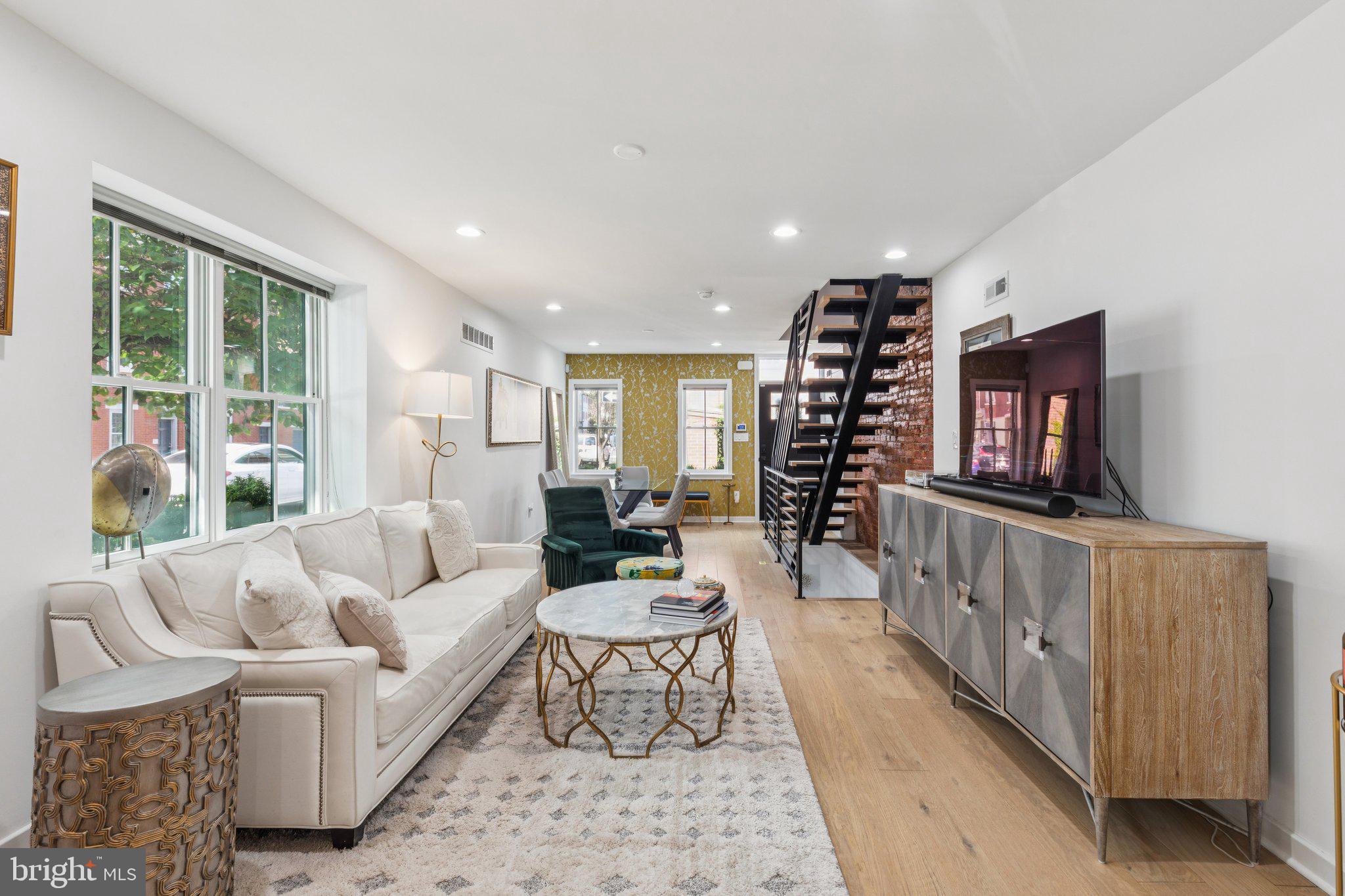 GRADUATE HOSPITAL - Residential