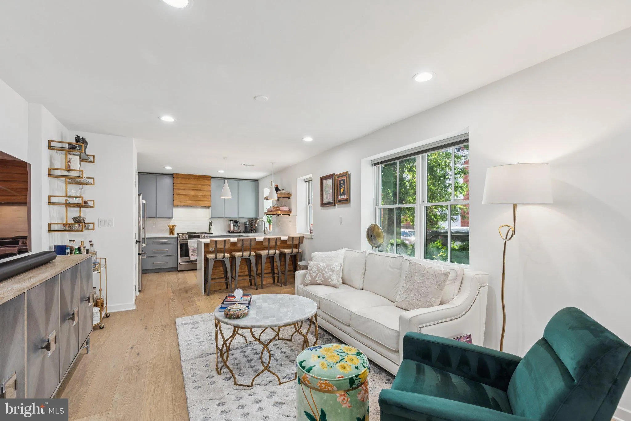 Philadelphia, Pennsylvania 19146, United States, 4 Bedrooms Bedrooms, ,3 BathroomsBathrooms,Residential,Active,224234