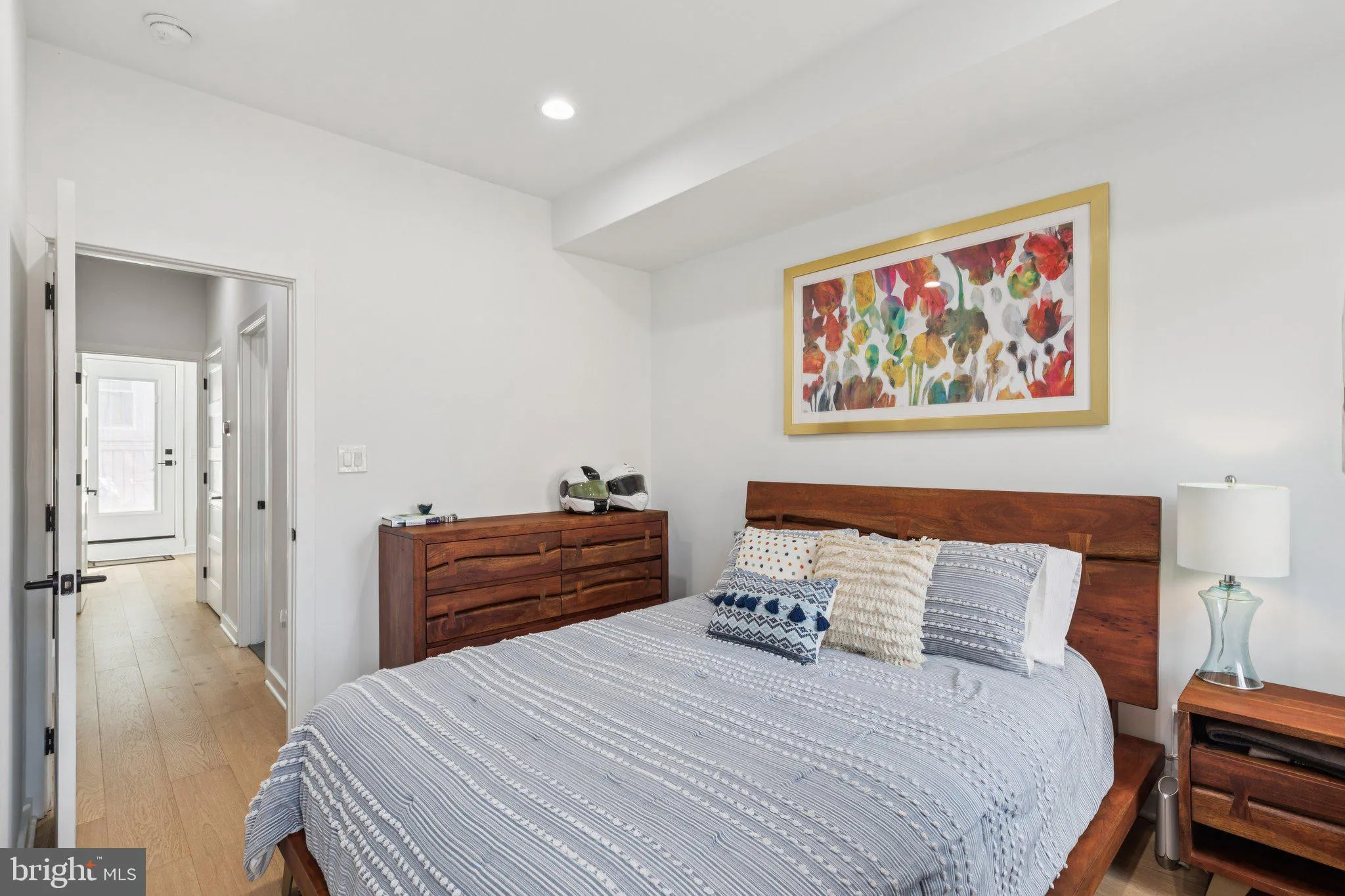 Philadelphia, Pennsylvania 19146, United States, 4 Bedrooms Bedrooms, ,3 BathroomsBathrooms,Residential,Active,224234