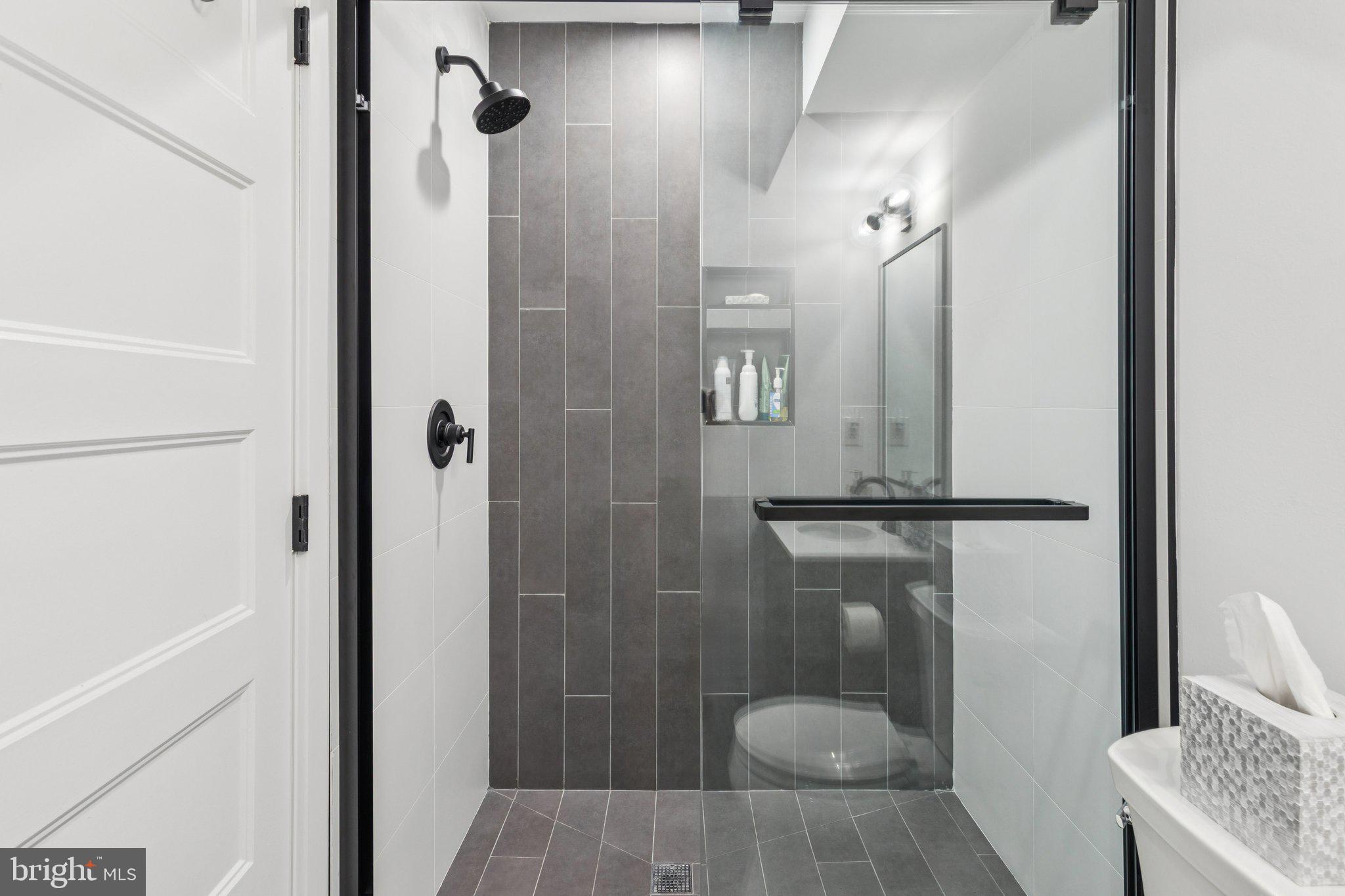 GRADUATE HOSPITAL - Residential