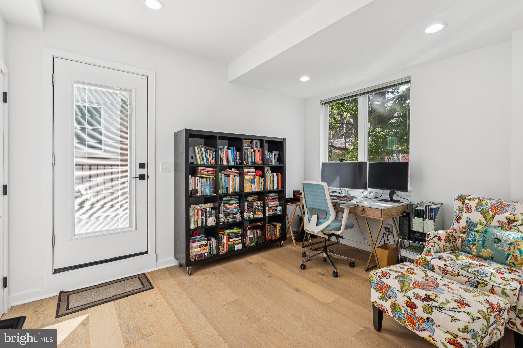 GRADUATE HOSPITAL - Residential