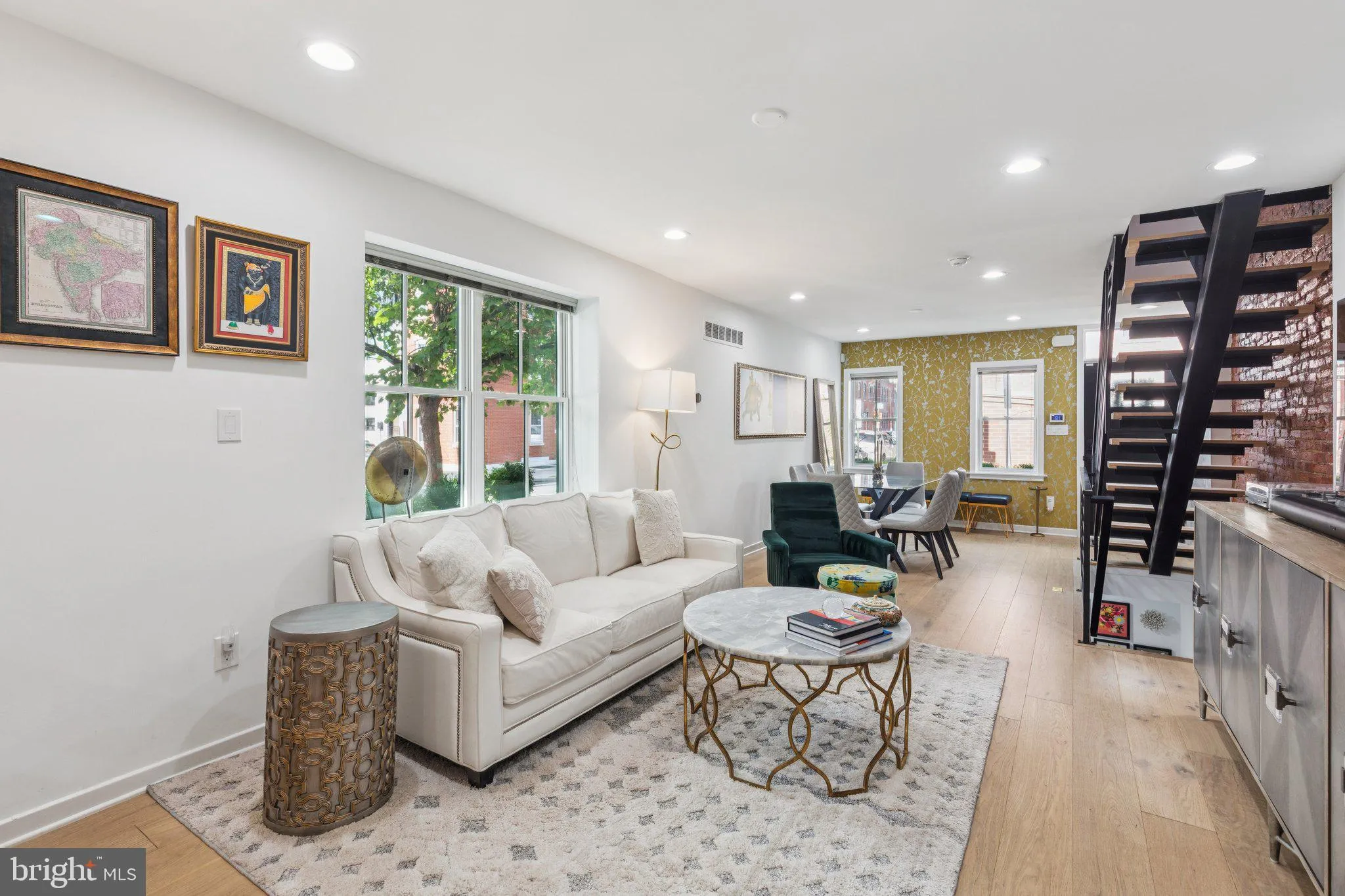 Philadelphia, Pennsylvania 19146, United States, 4 Bedrooms Bedrooms, ,3 BathroomsBathrooms,Residential,Active,224234