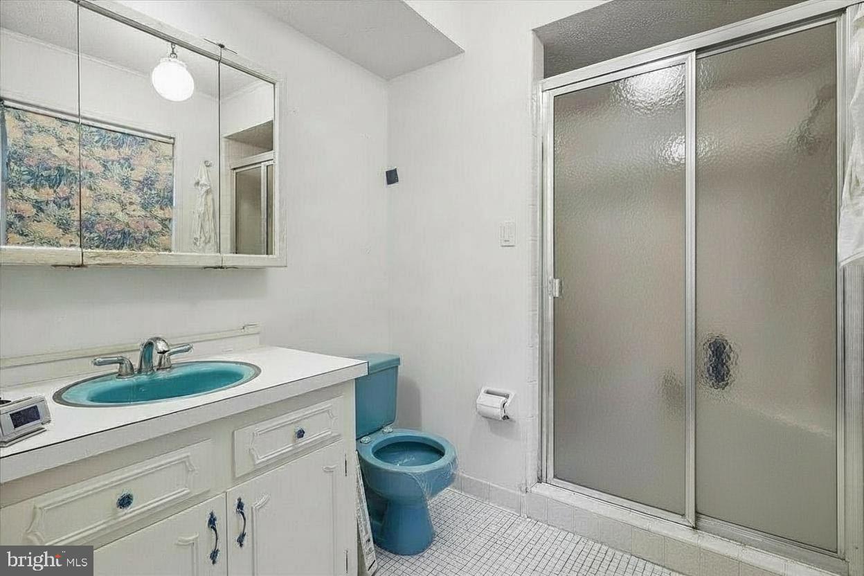 TANTALLON ON THE POTOMAC - Residential