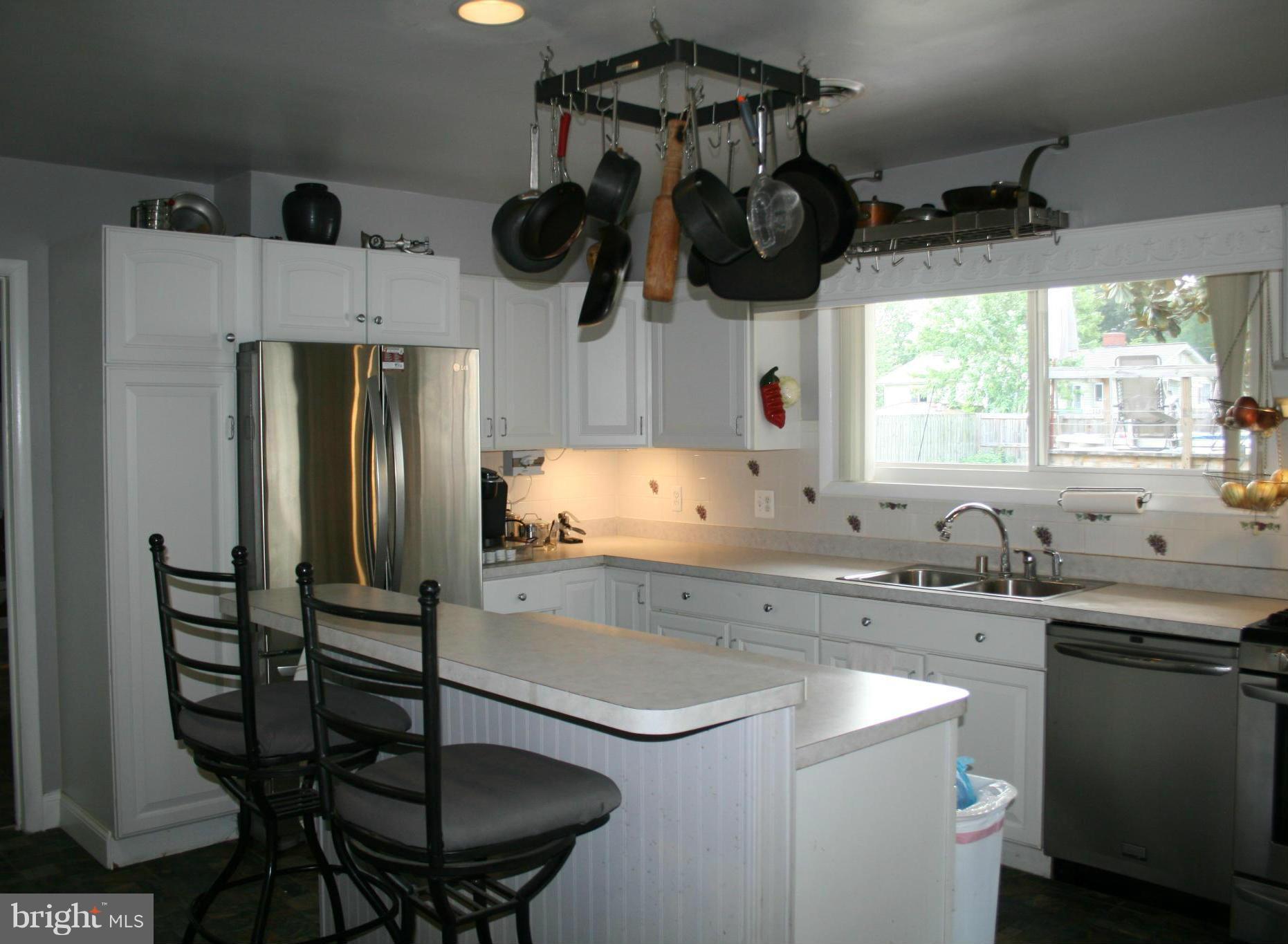 KELLINGTON DRIVE - Residential