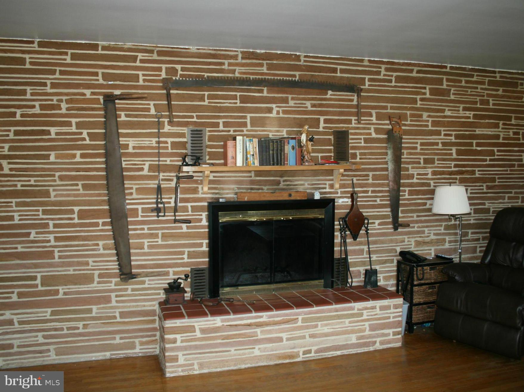 KELLINGTON DRIVE - Residential