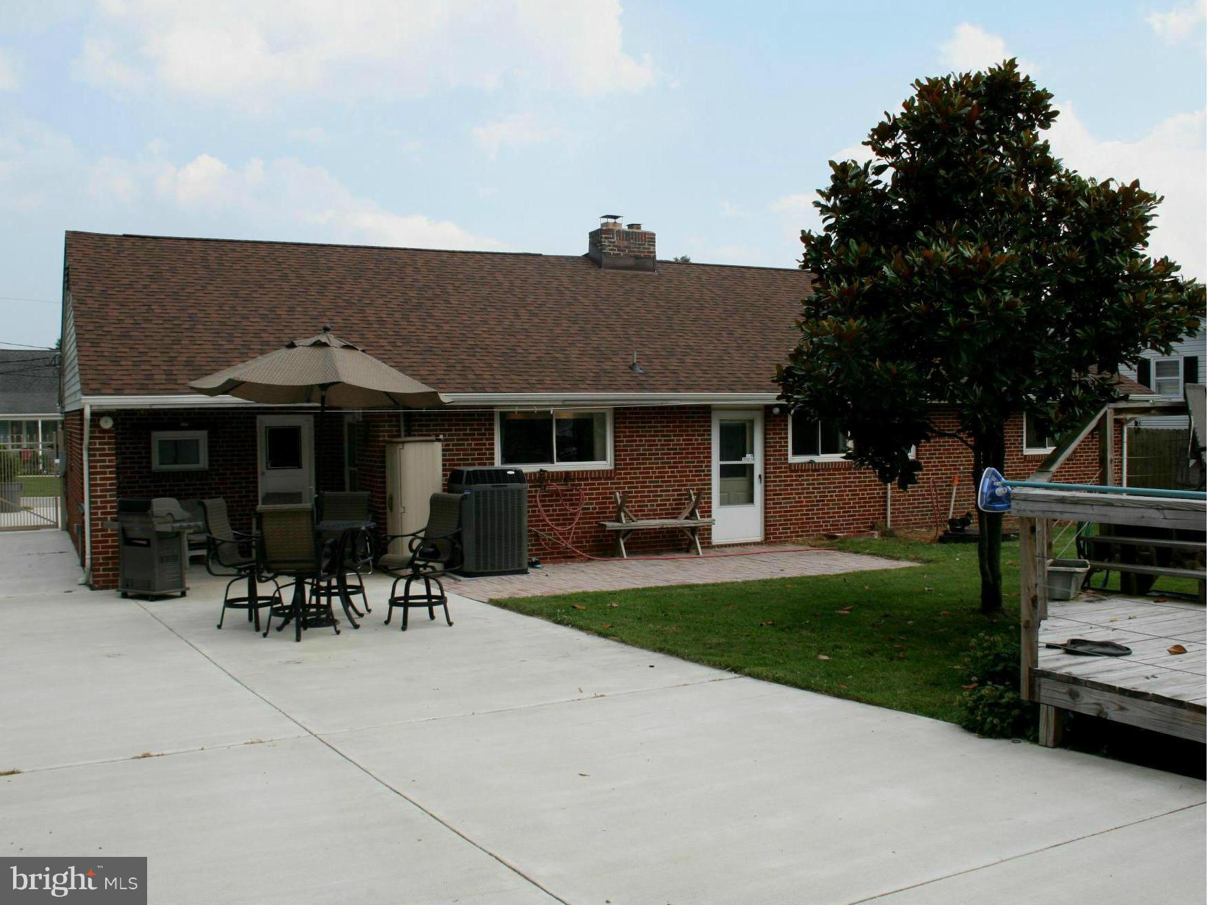 KELLINGTON DRIVE - Residential