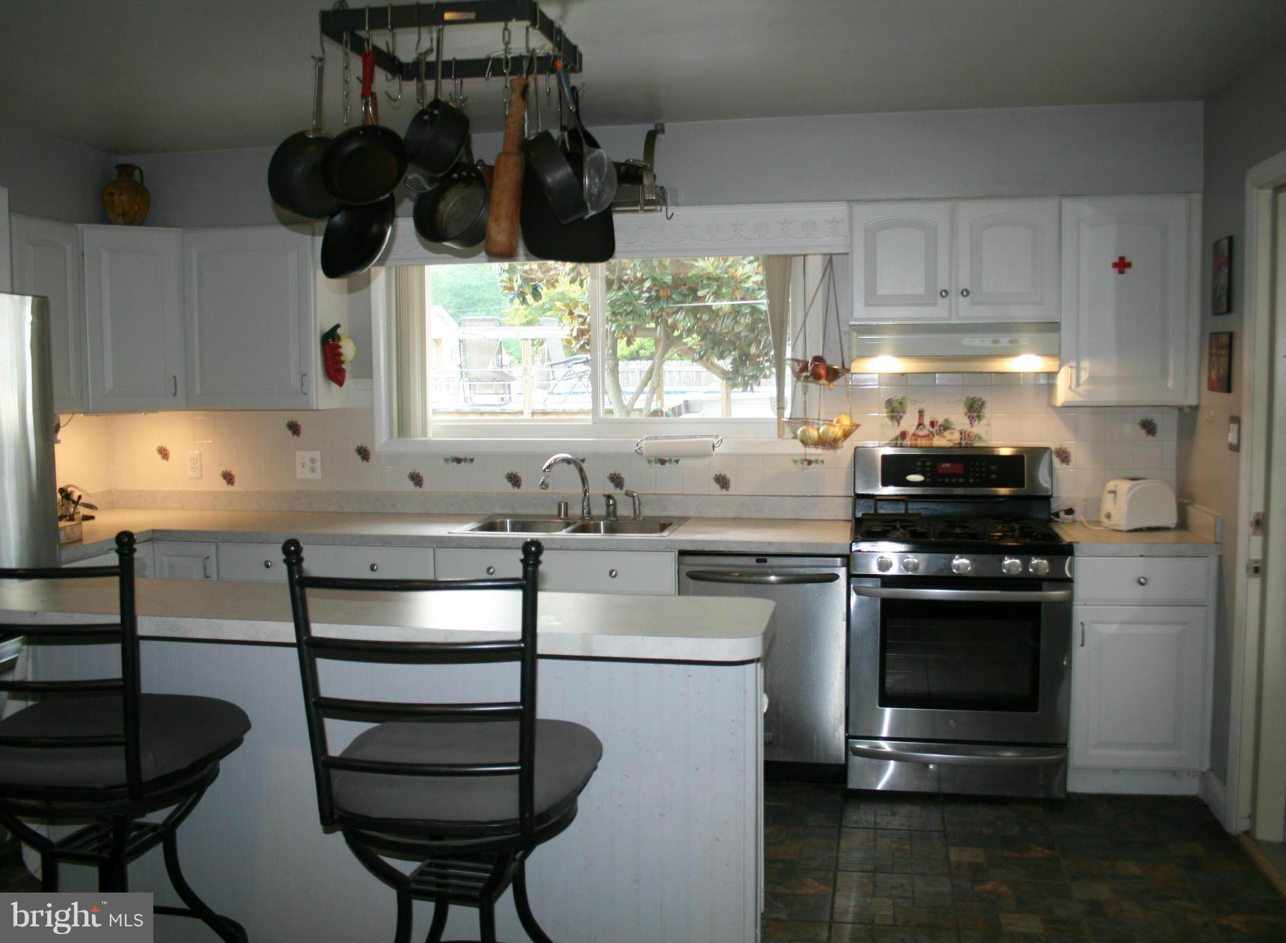 KELLINGTON DRIVE - Residential