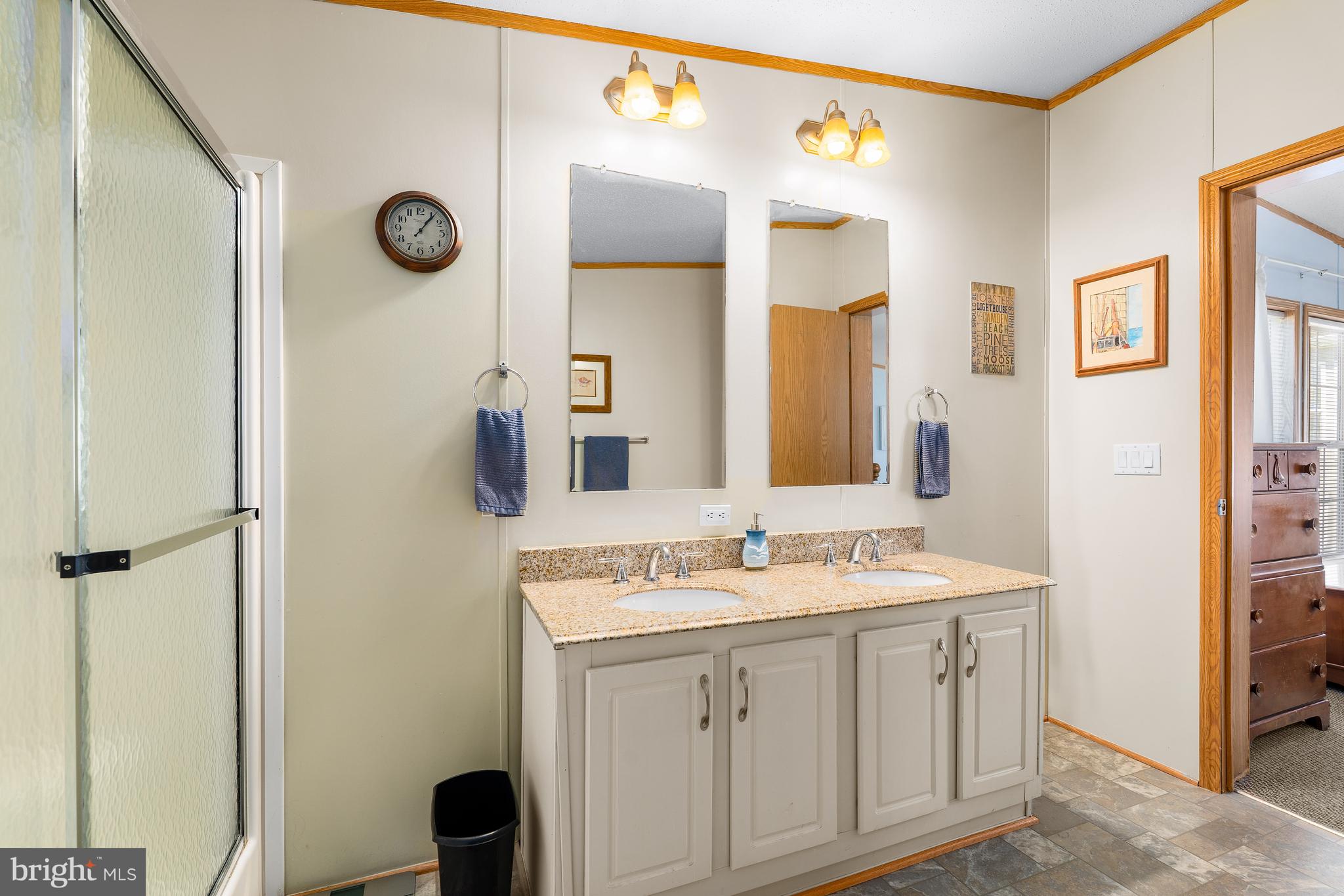 SHERWOOD FOREST - Residential