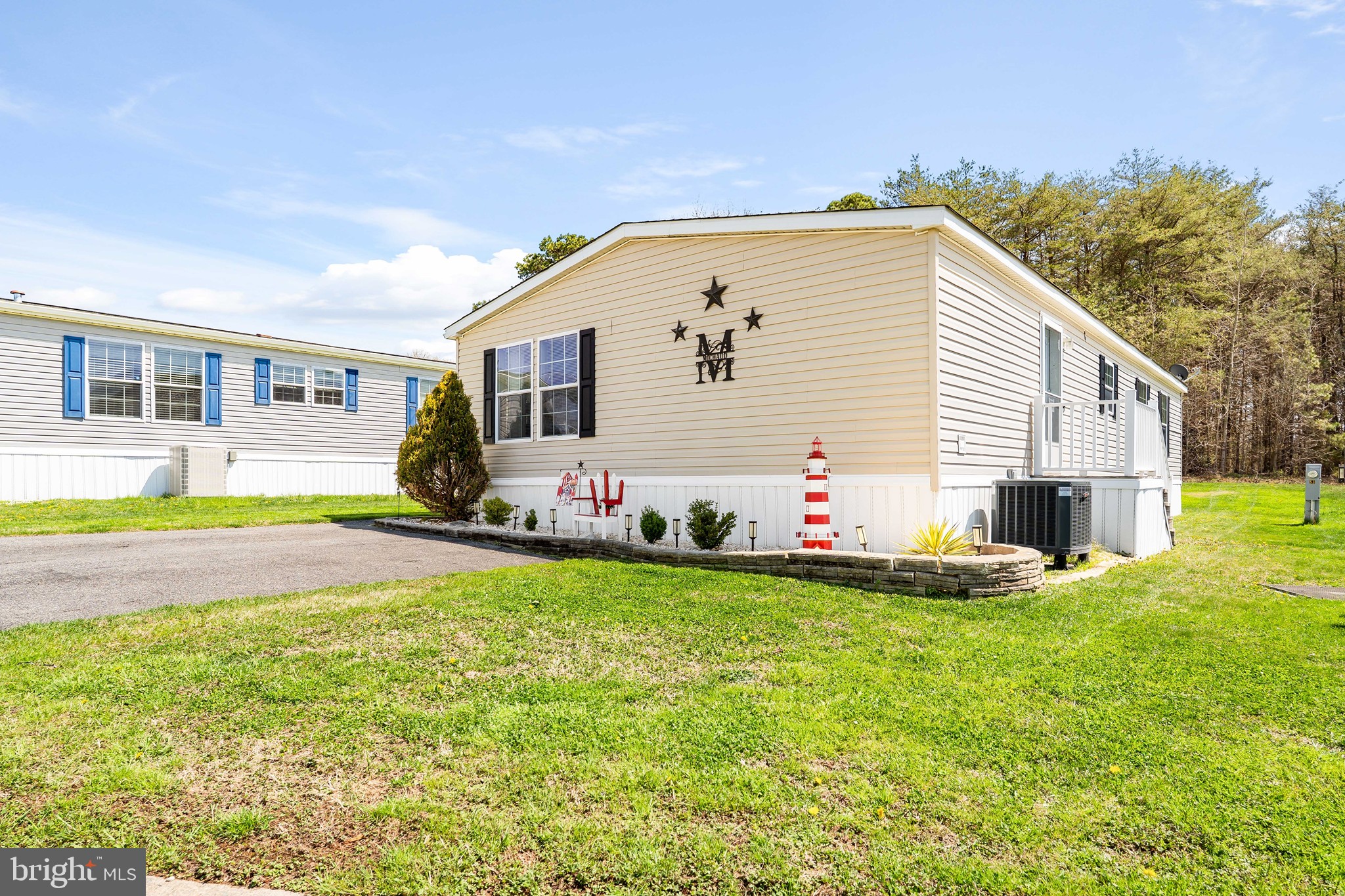 SHERWOOD FOREST - Residential