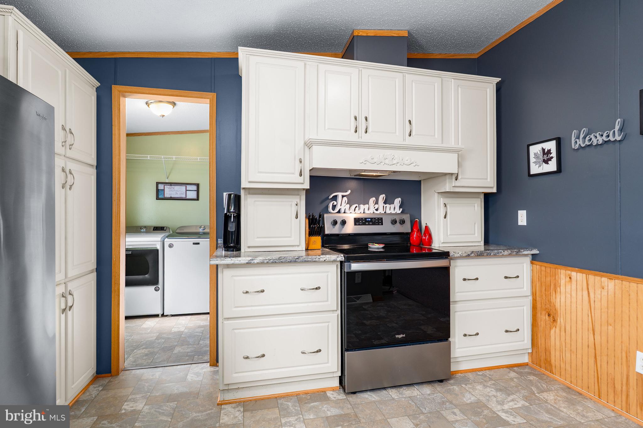 SHERWOOD FOREST - Residential