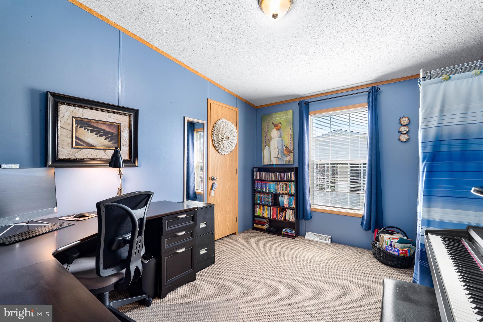 SHERWOOD FOREST - Residential