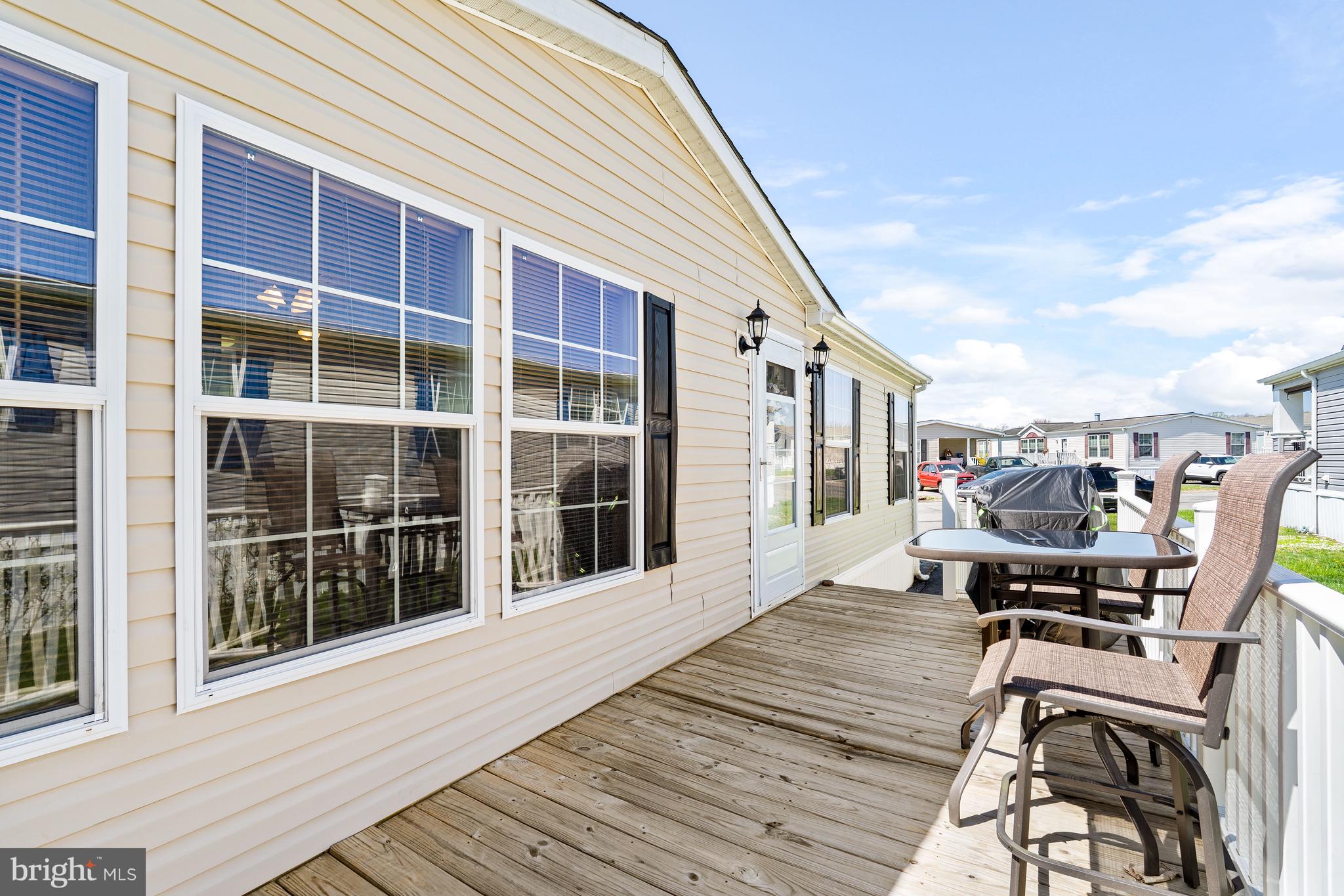 SHERWOOD FOREST - Residential