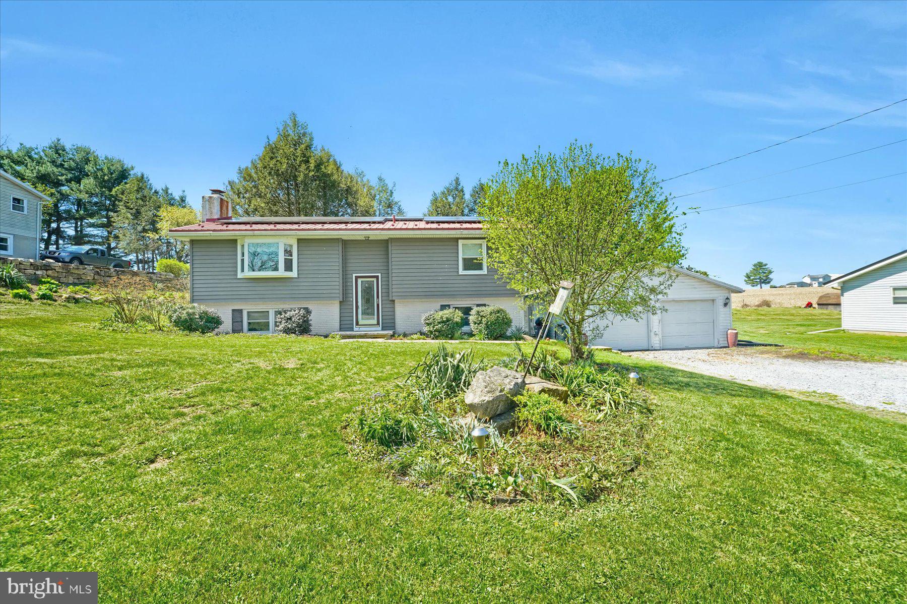 FAIRBROOK - Residential