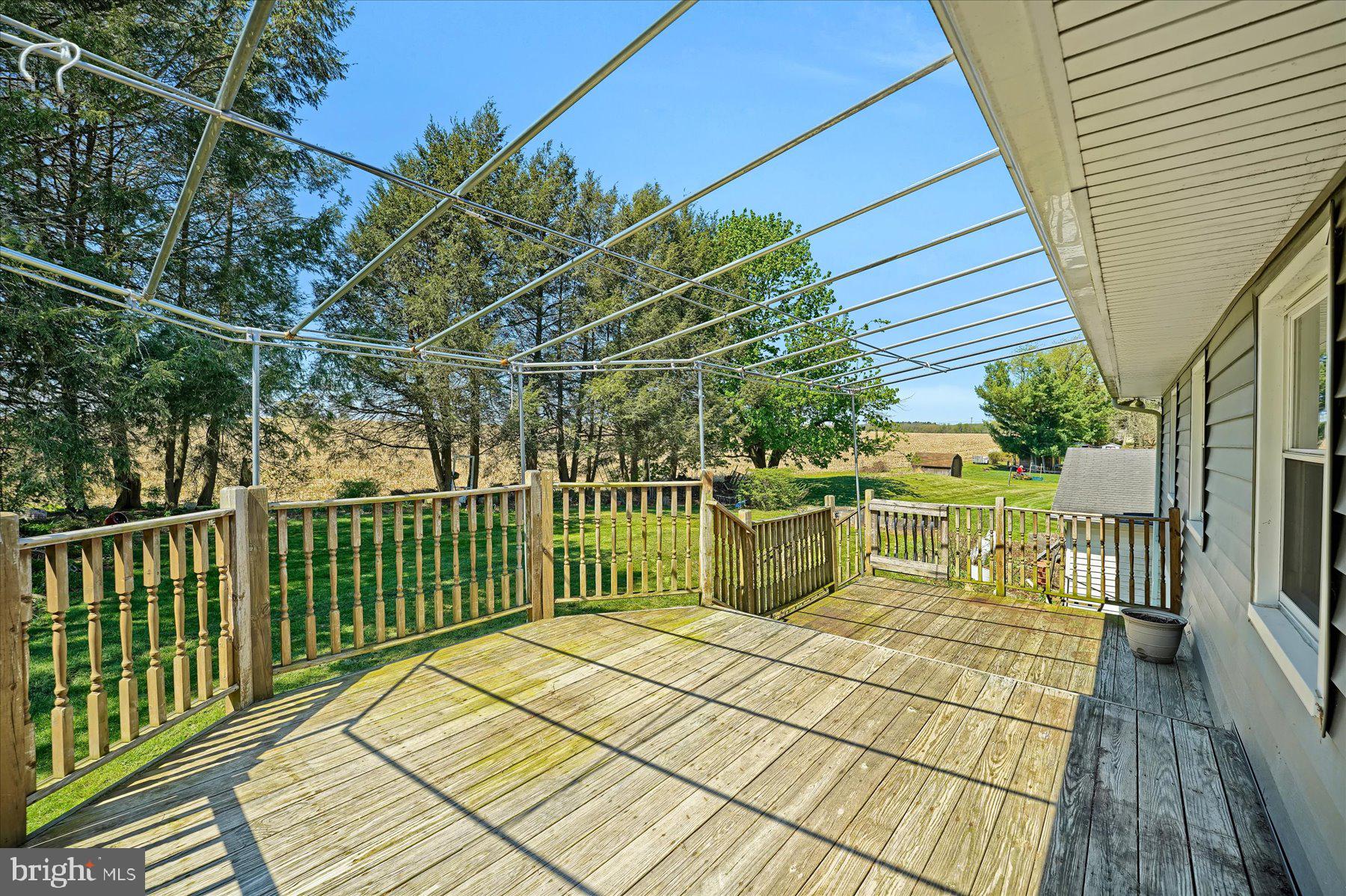 FAIRBROOK - Residential