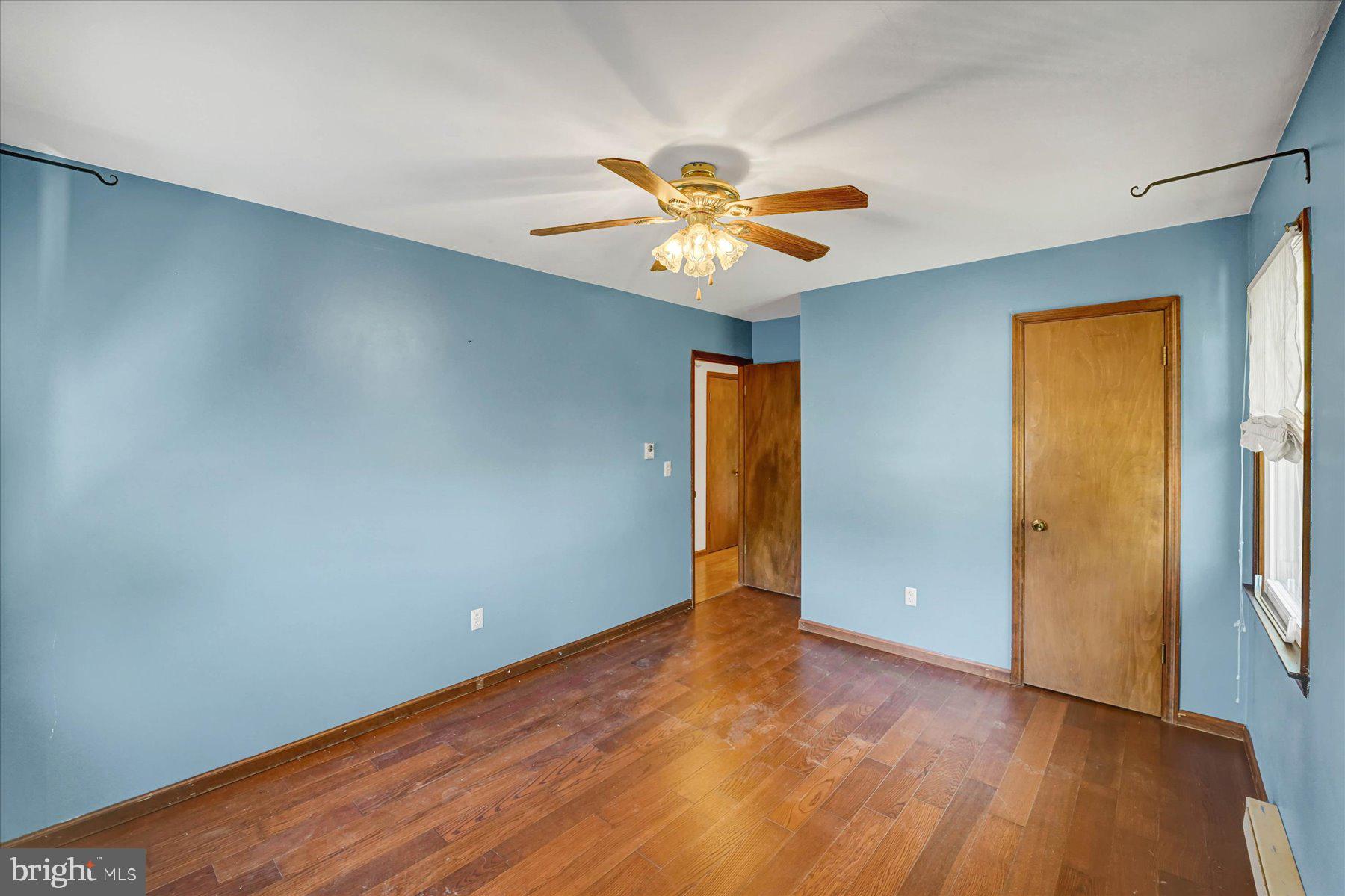 FAIRBROOK - Residential