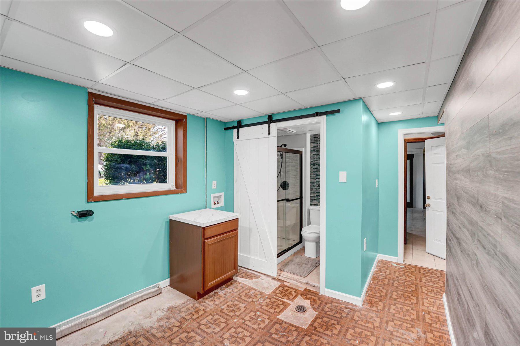 FAIRBROOK - Residential