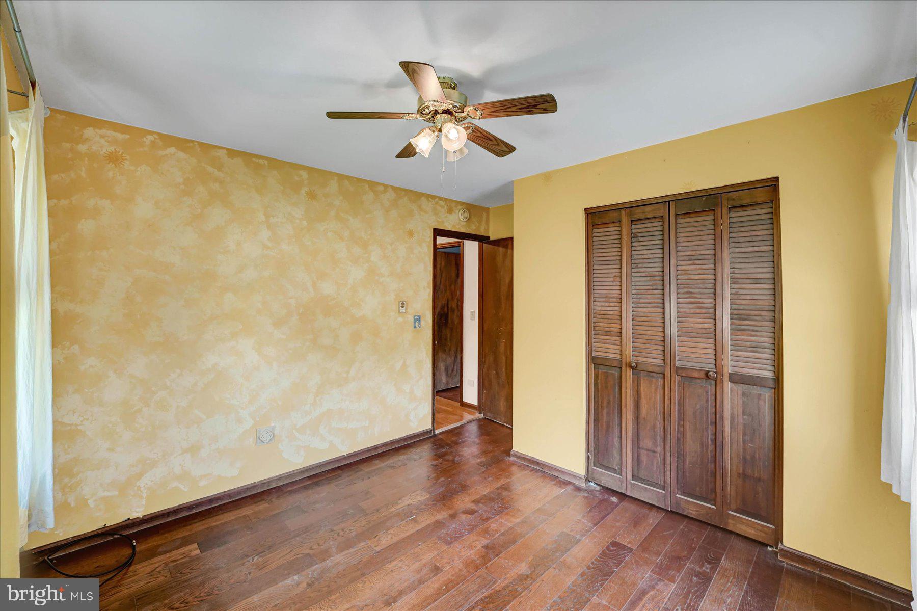 FAIRBROOK - Residential