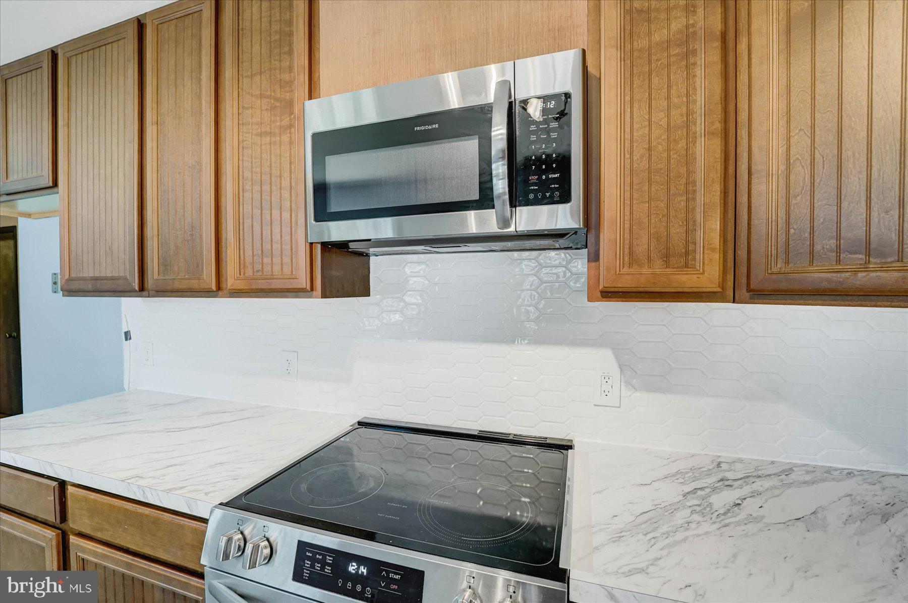 FAIRBROOK - Residential