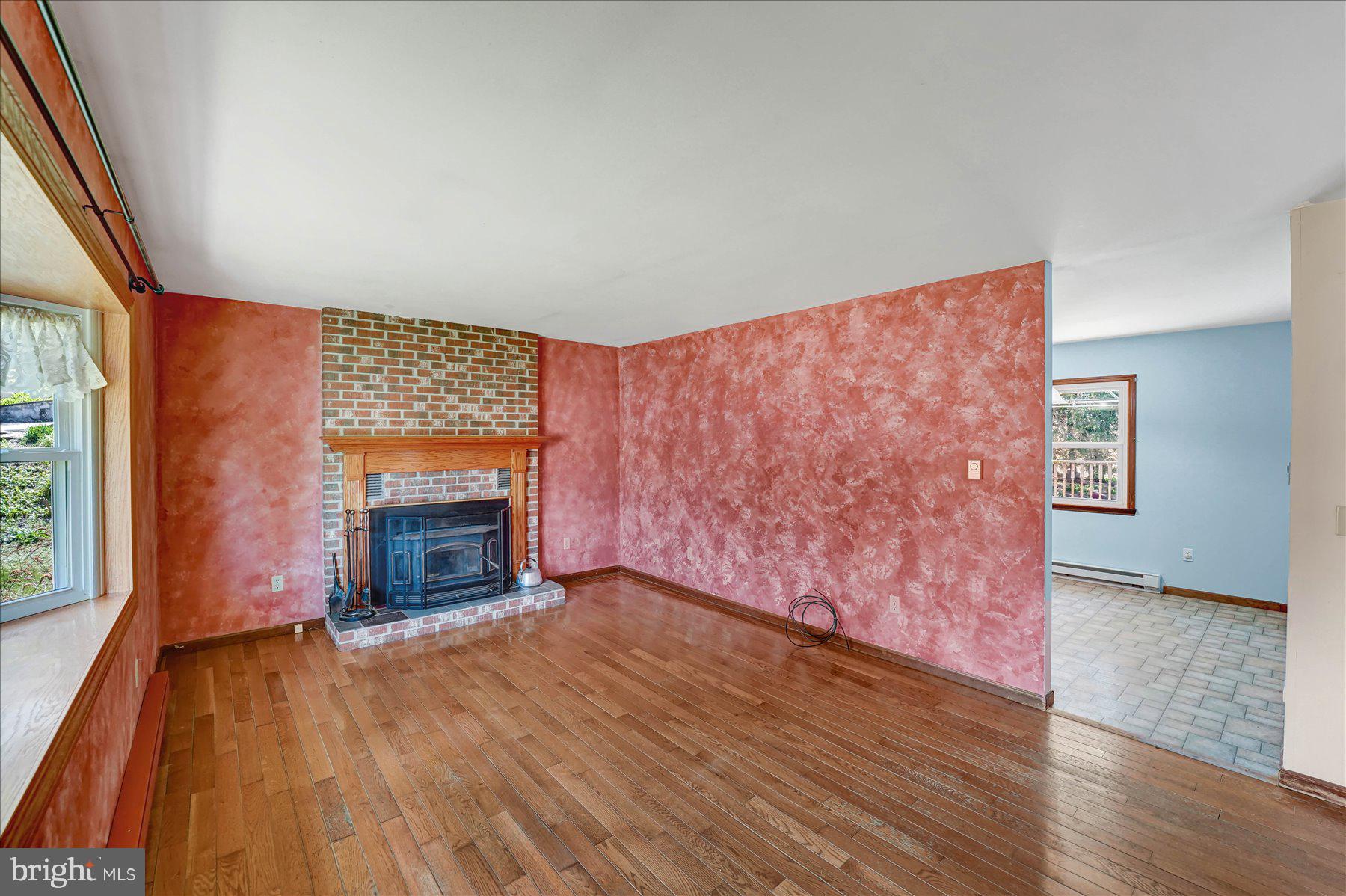 FAIRBROOK - Residential