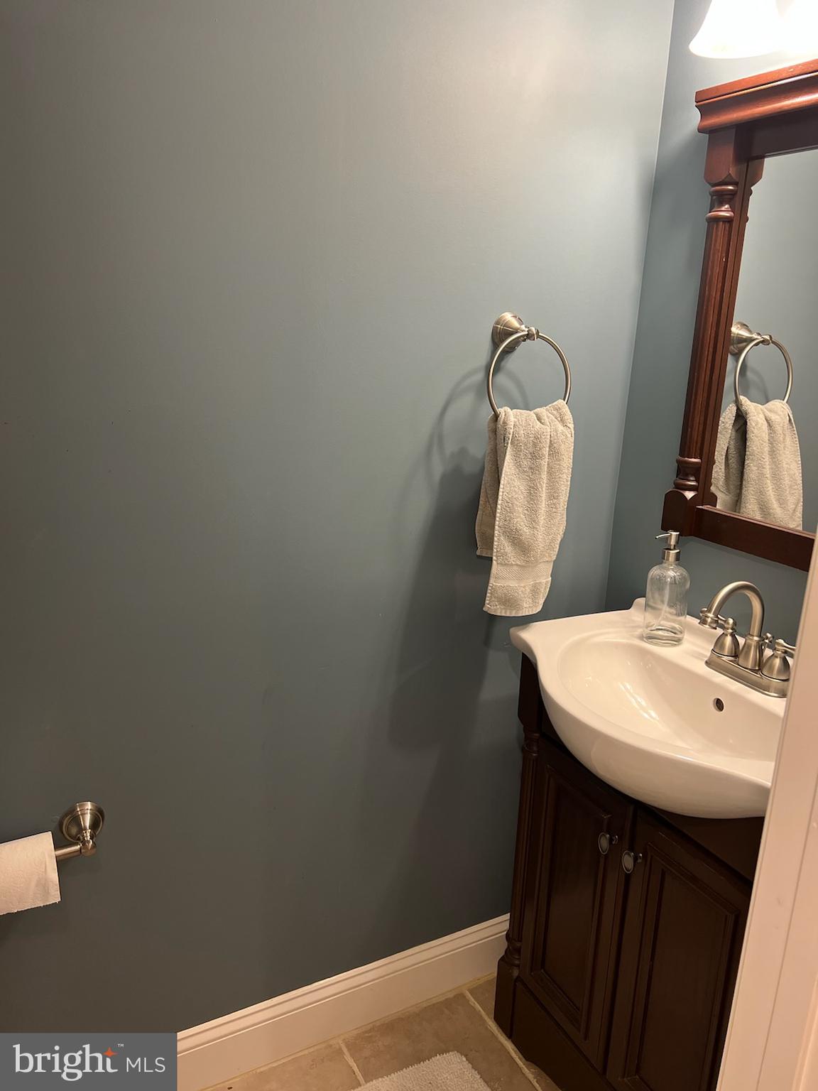 VIOLETVILLE - Residential Lease