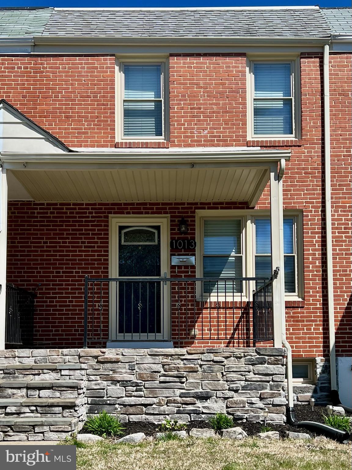 VIOLETVILLE - Residential Lease